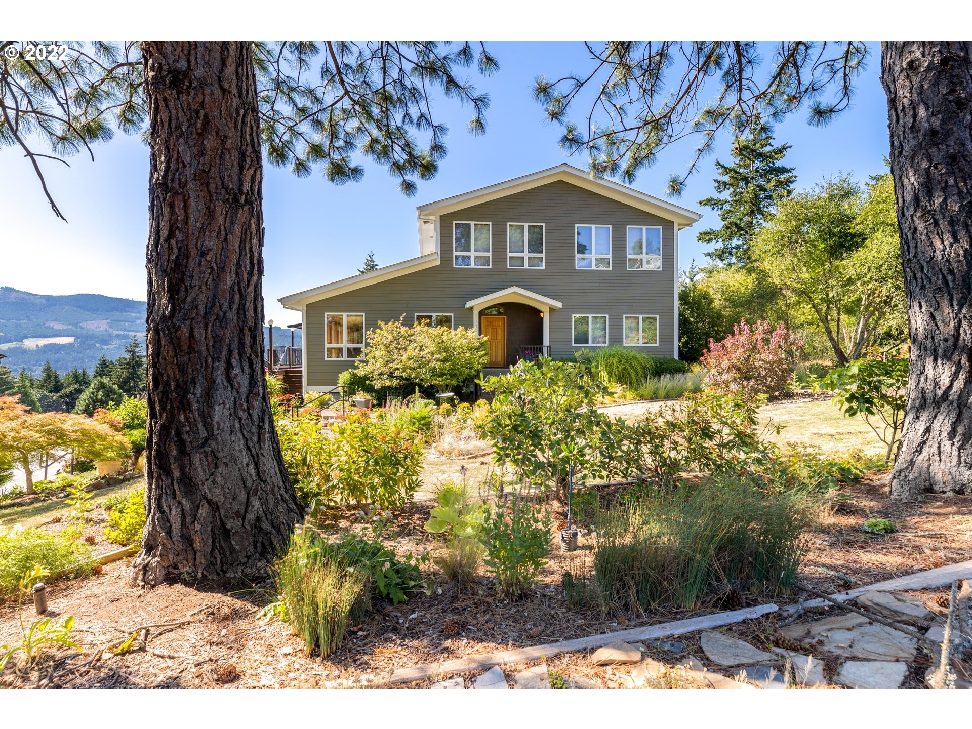 Hood River Real Estate Don Nunamaker, Realtors Homes For Sale 176