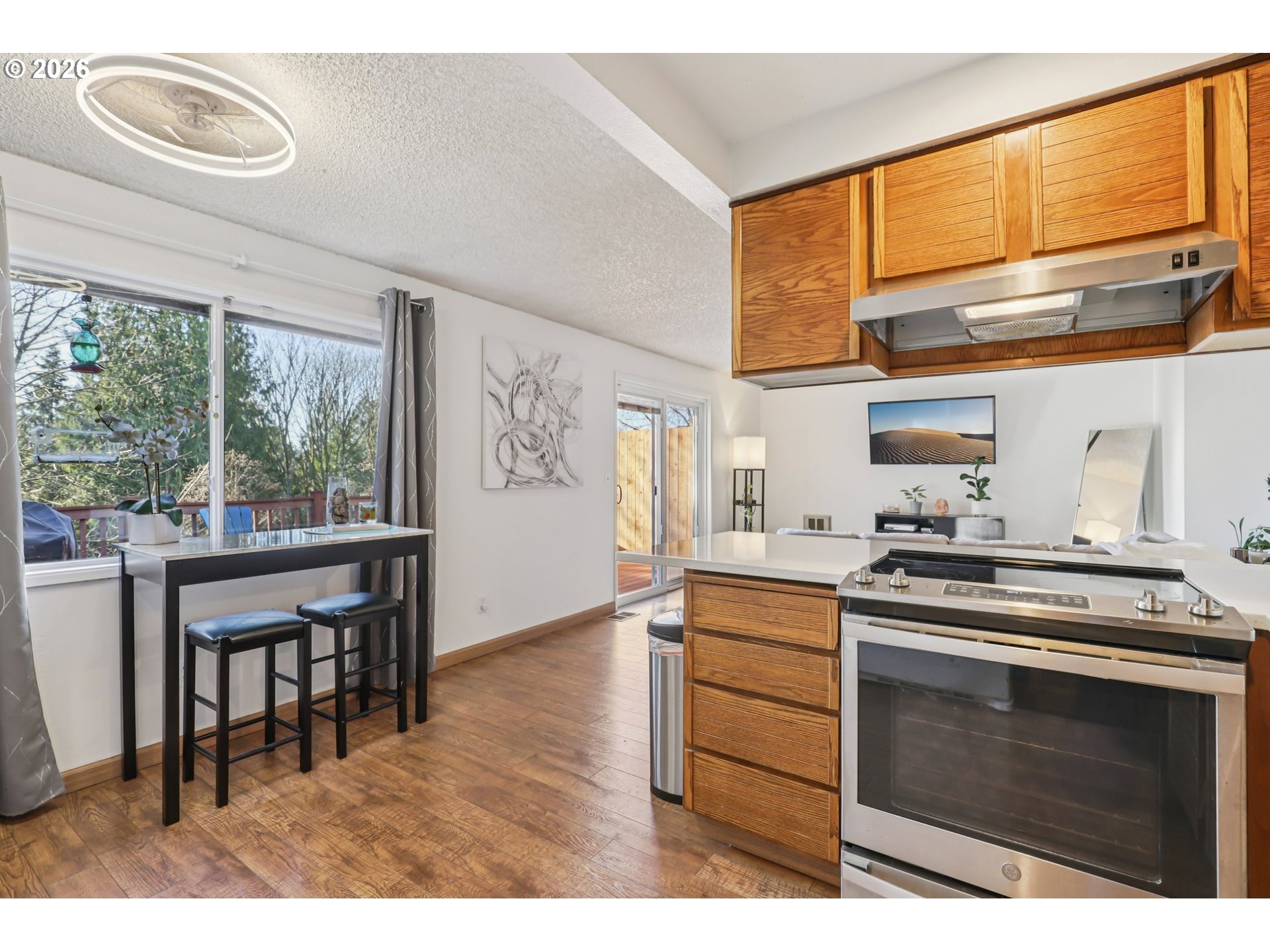 Photo #6: 221857053 Listing: Photo #6