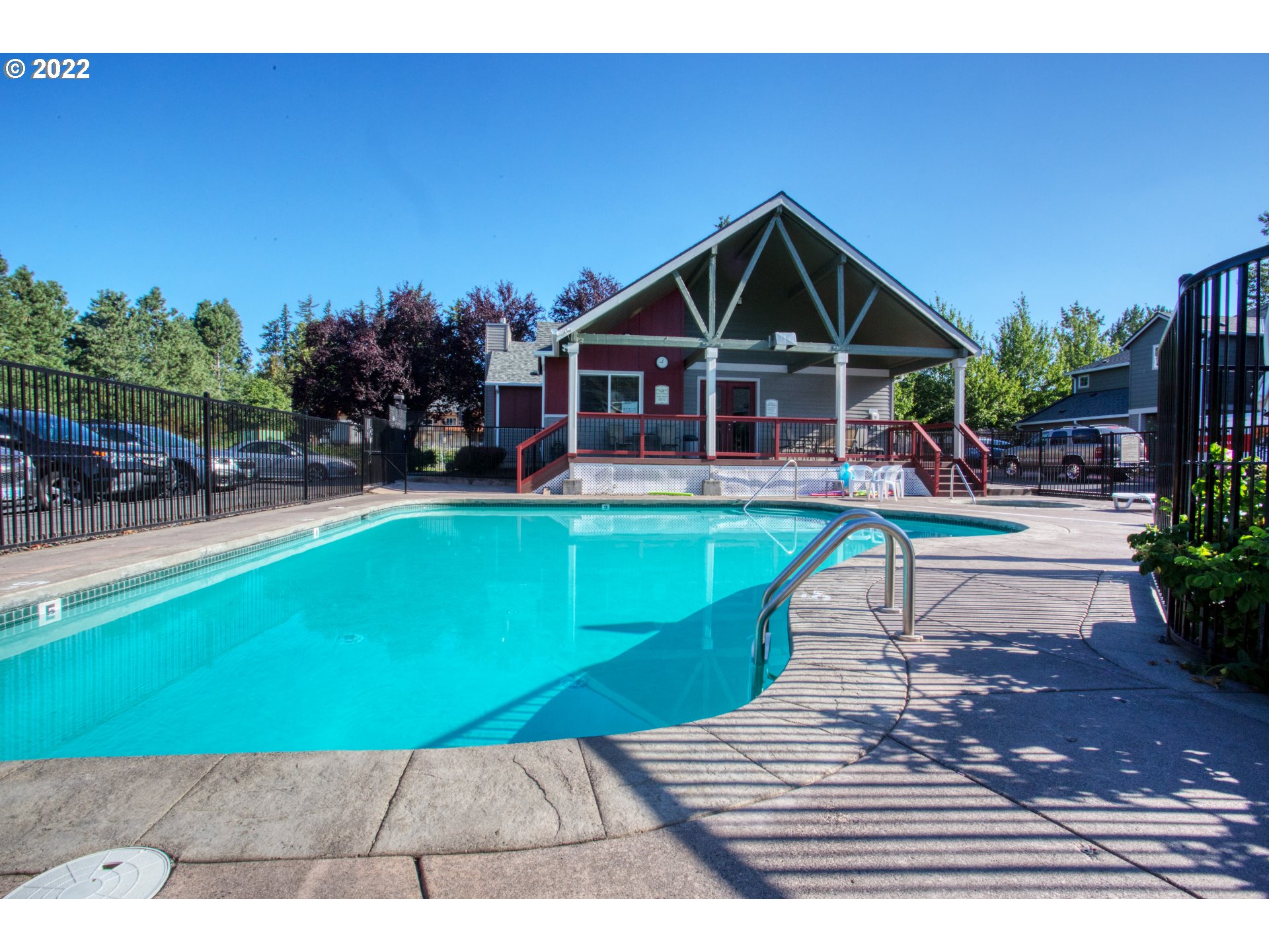 Photo #2: 22185835 Listing 
