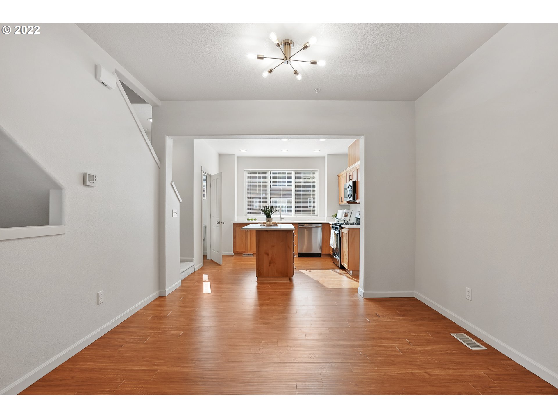 Photo #6: 22186115 Listing 