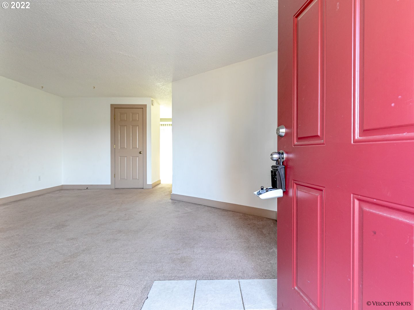 Photo #5: 22203558 Listing 