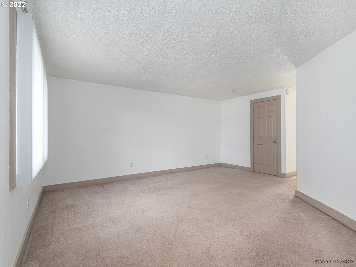 Photo #6: 22203558 Listing 