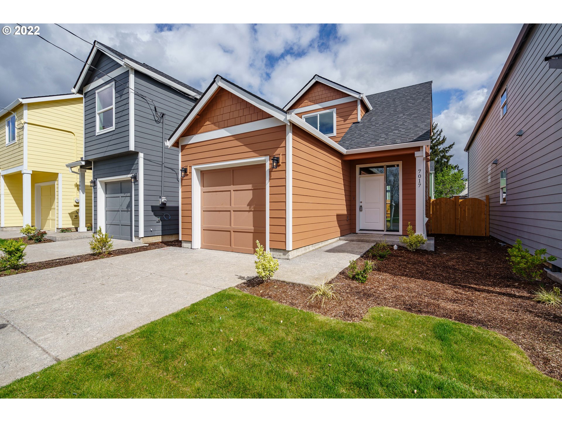 MLS: 22207922 Condo For Sale