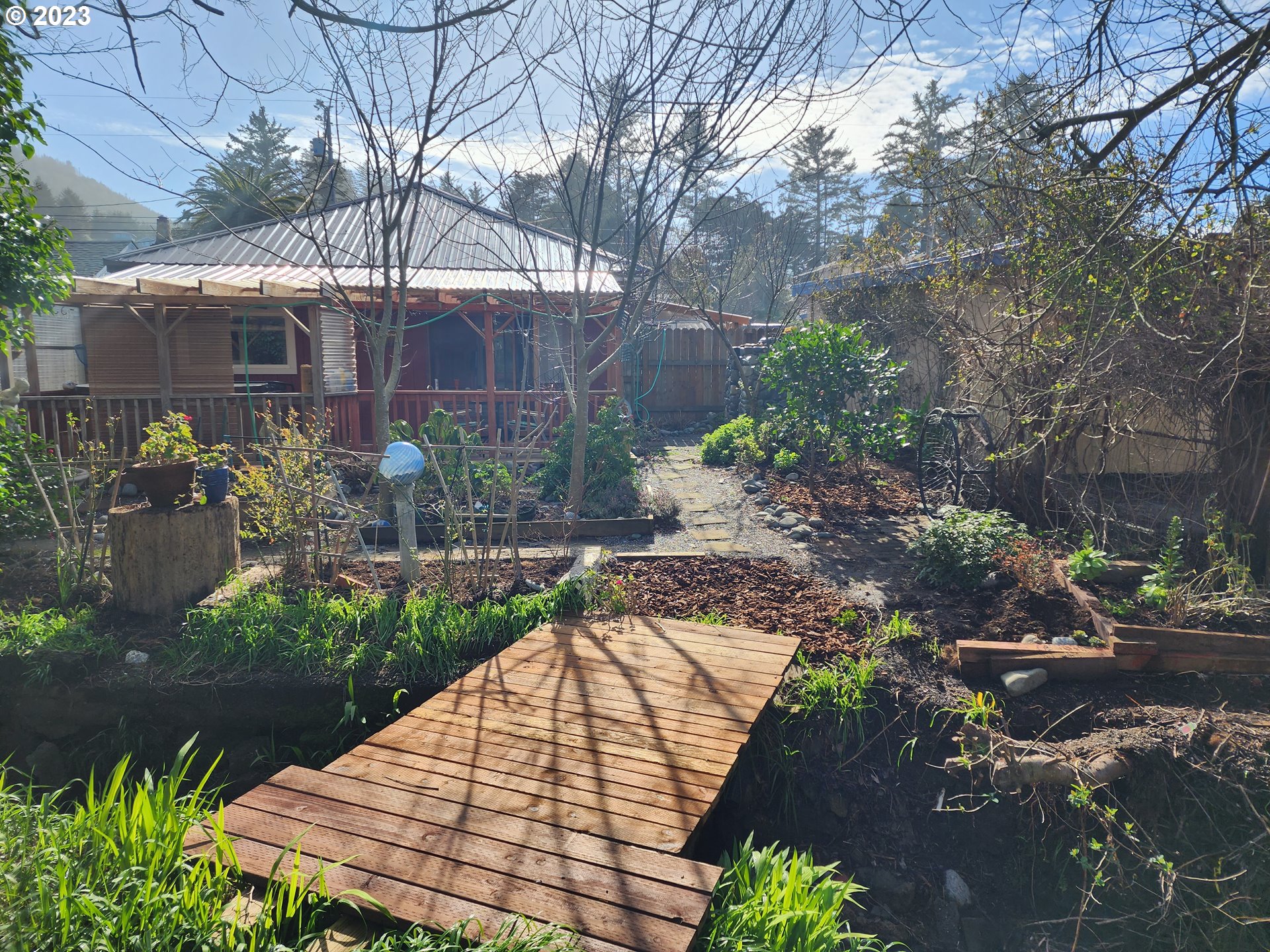 Backyard-Fenced