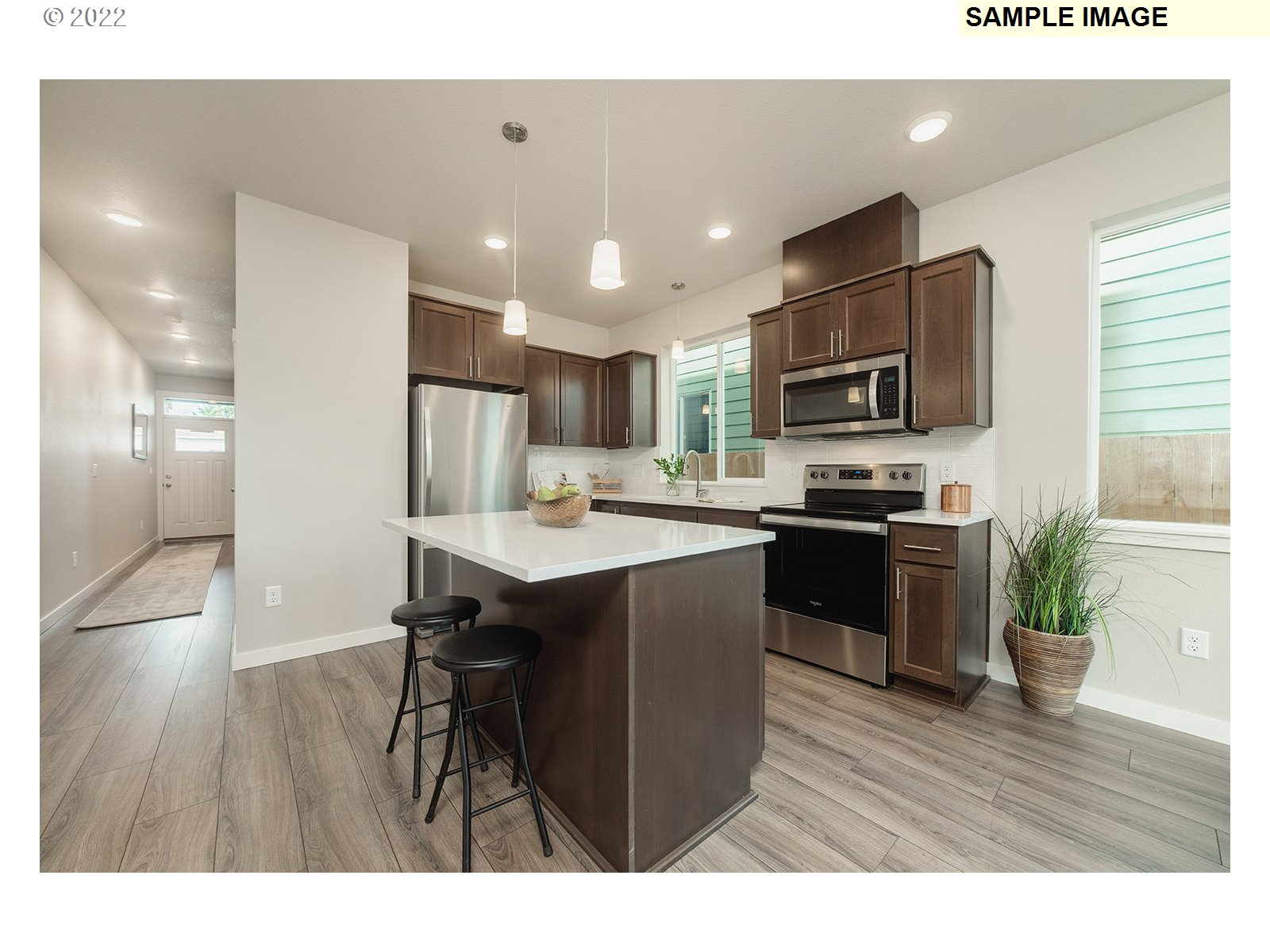 Photo #2: 22213444 Listing 