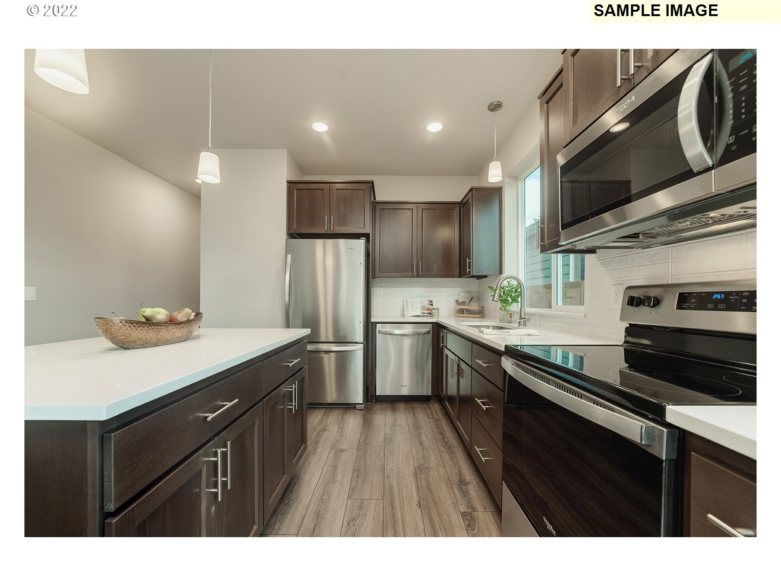 Photo #3: 22213444 Listing 