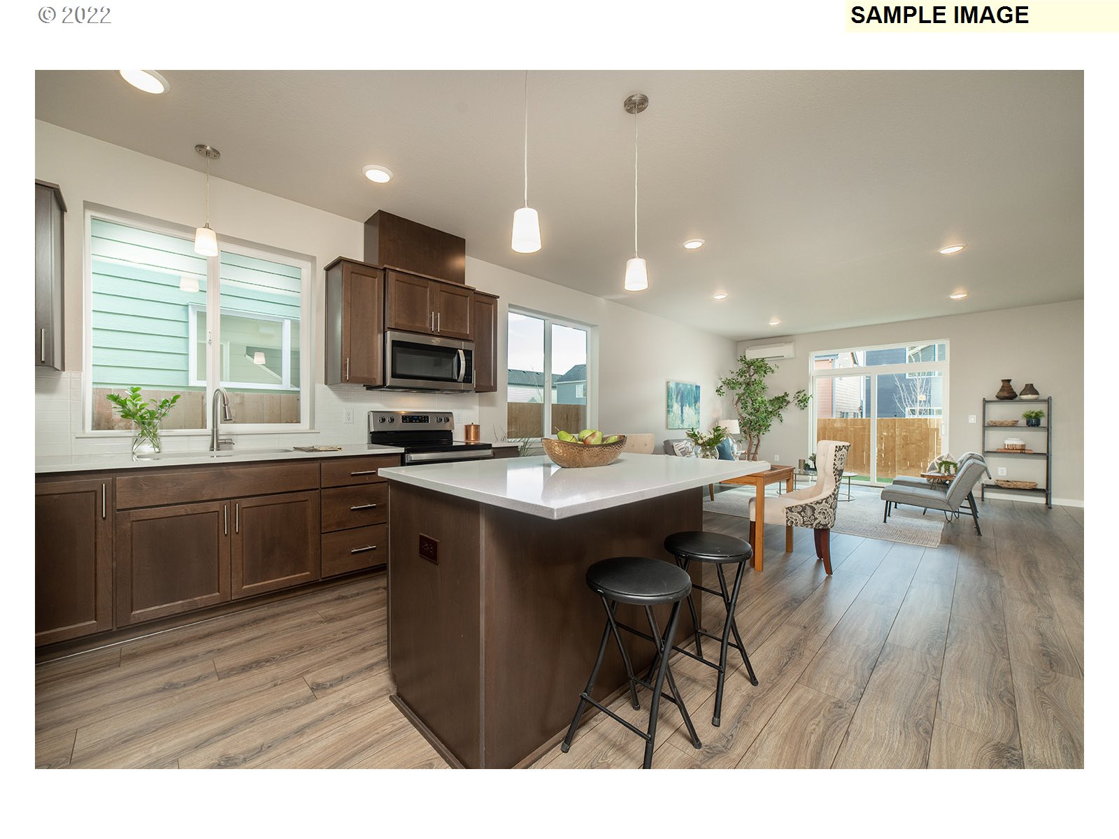 Photo #4: 22213444 Listing 