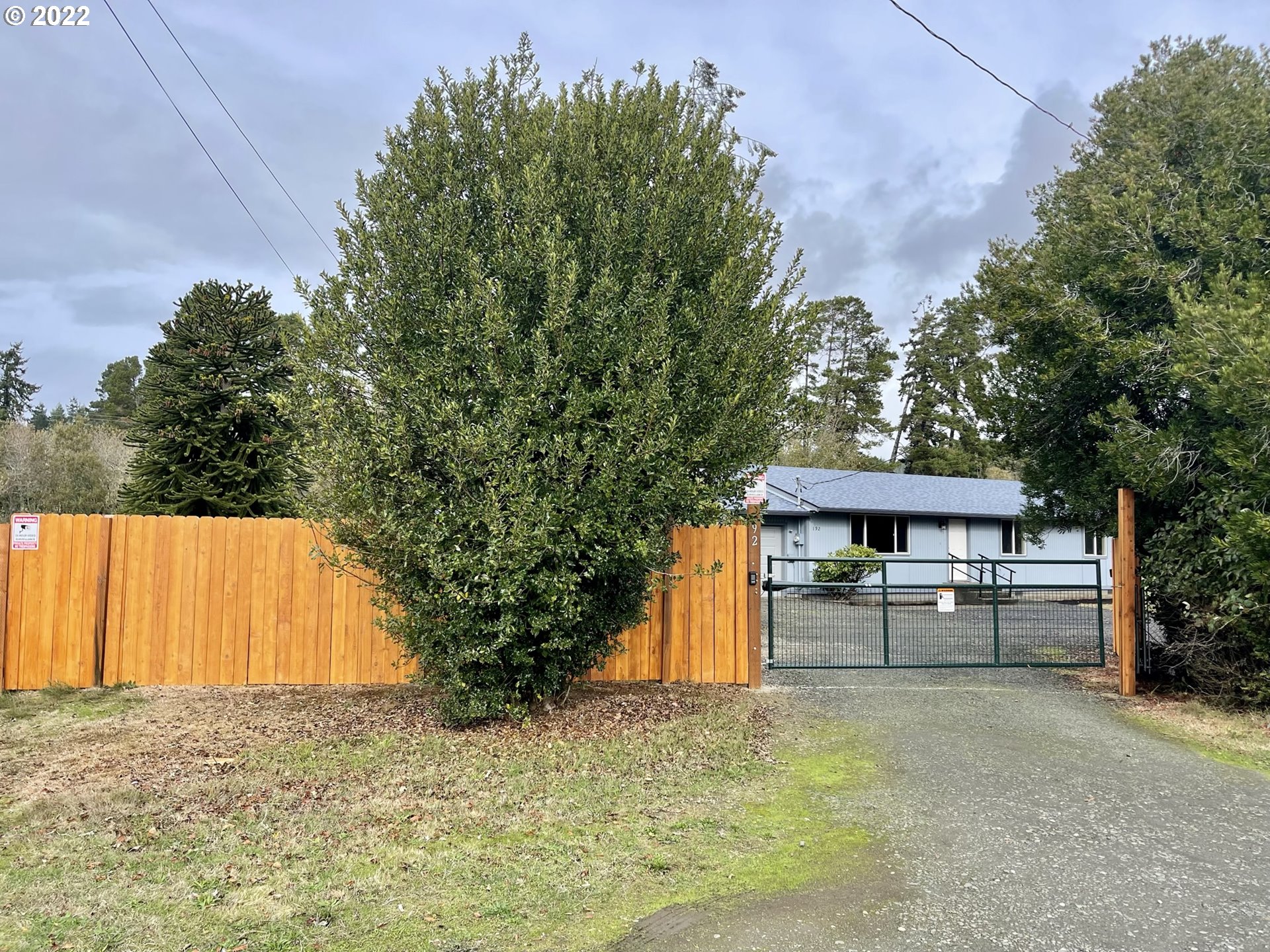 192 S 15TH, Lakeside, OR 97449