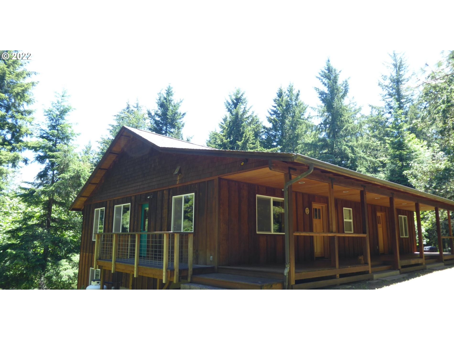 39930 PLACE RD, Fall Creek, OR 