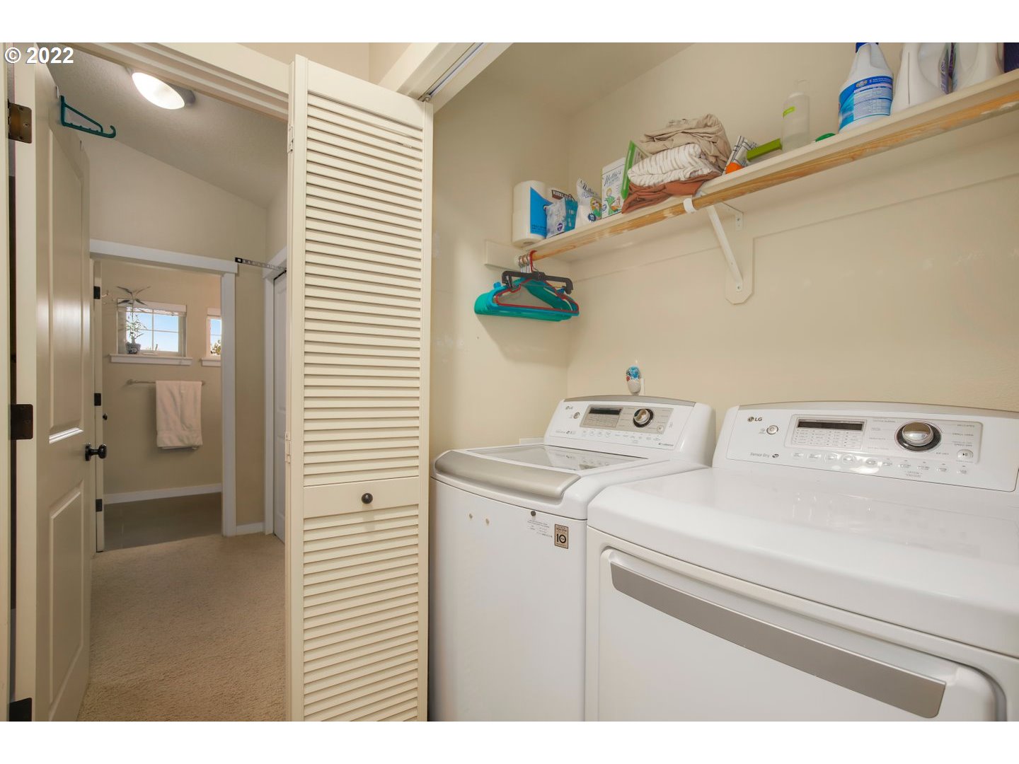 Photo #5: 22225509 Listing 
