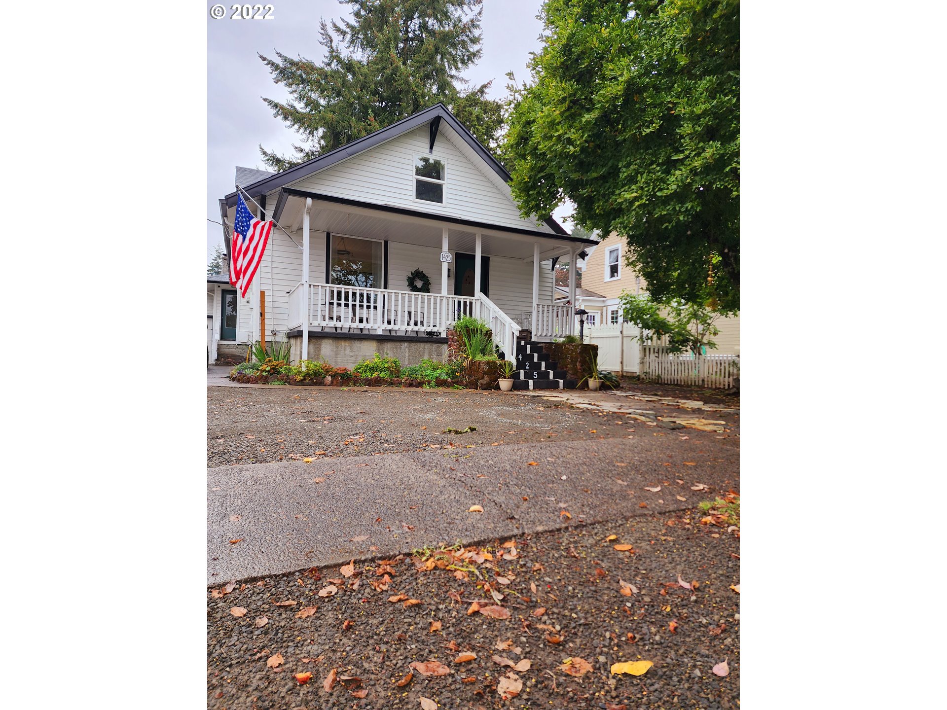 1425 NE Everett St, Camas, WA 98607