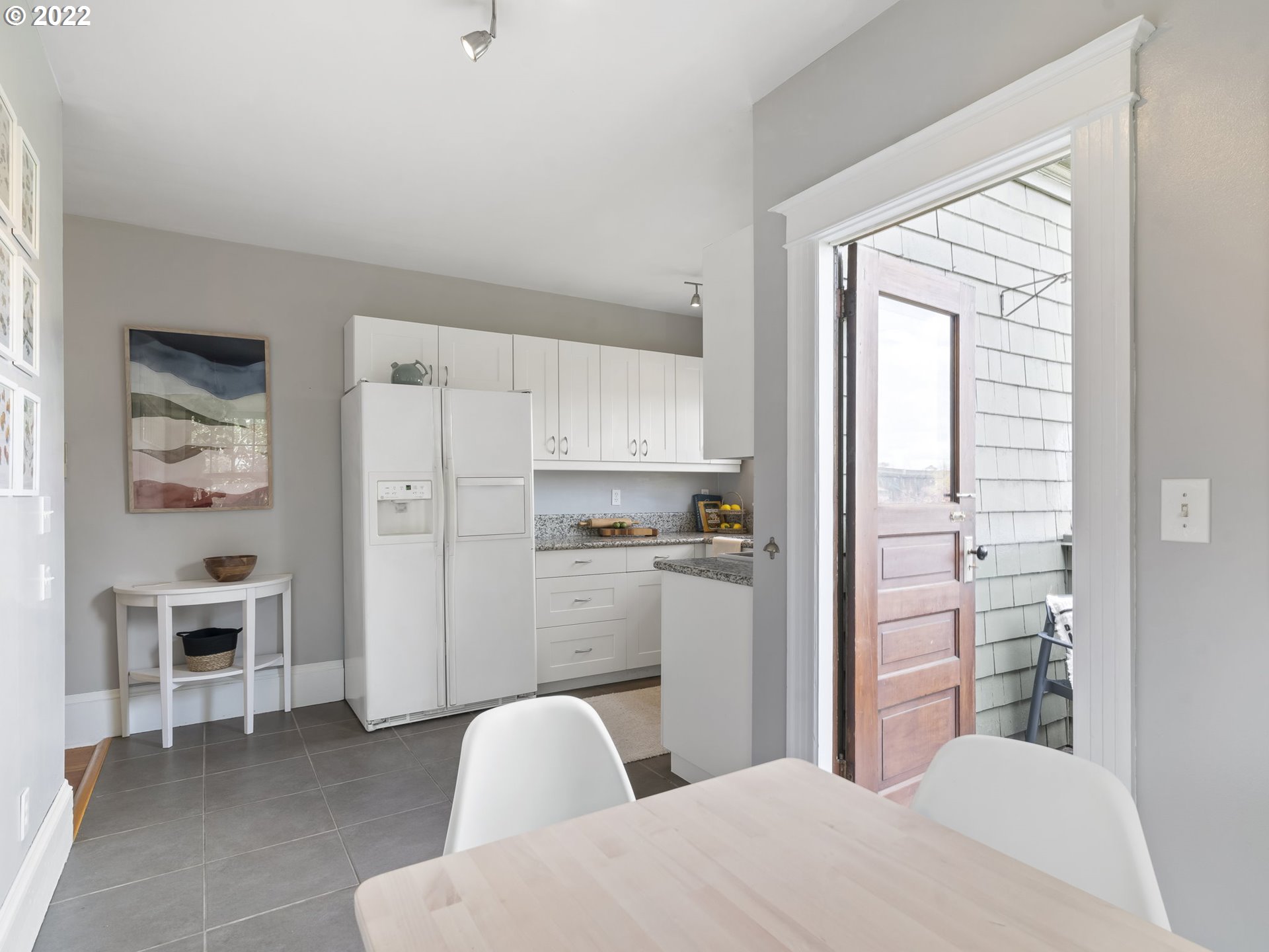 Photo #6: 22253205 Listing 