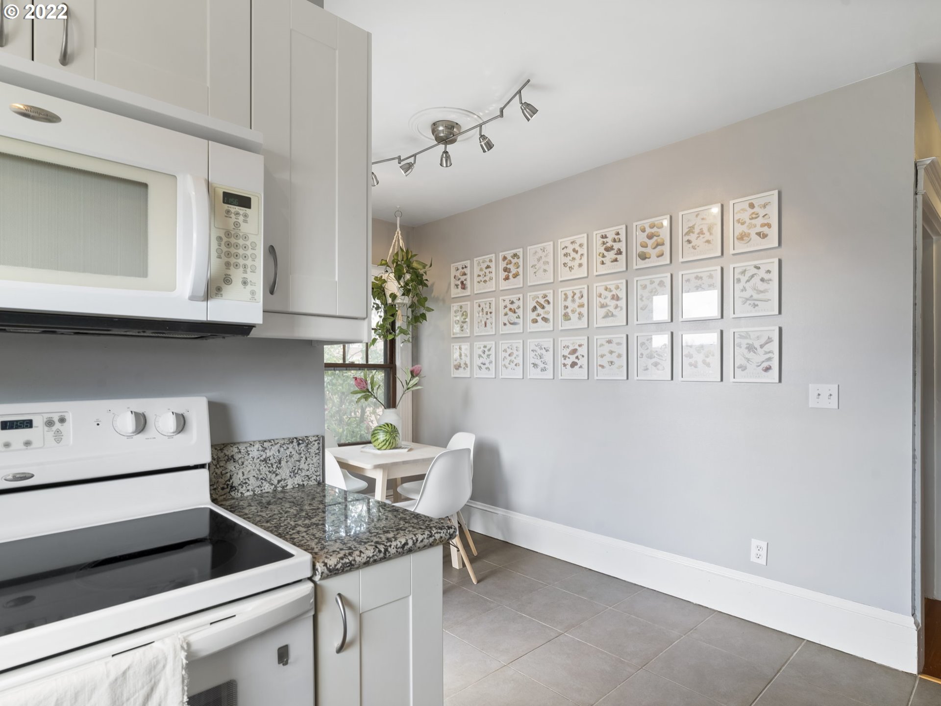 Photo #5: 22253205 Listing 