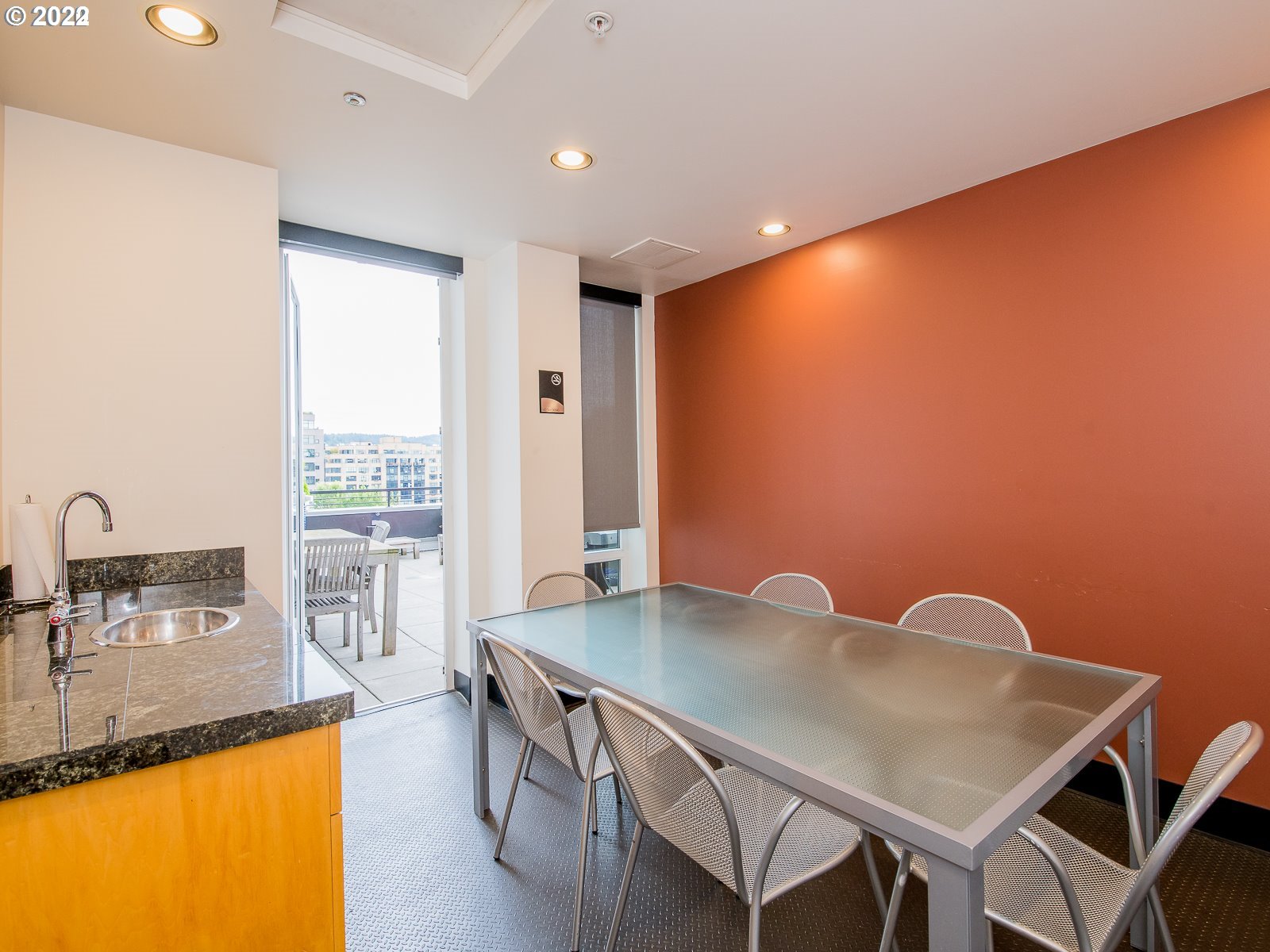 Photo #5: 22260834 Listing 