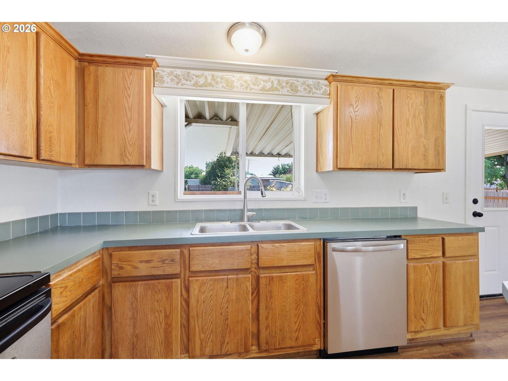Property photo 10 of 44