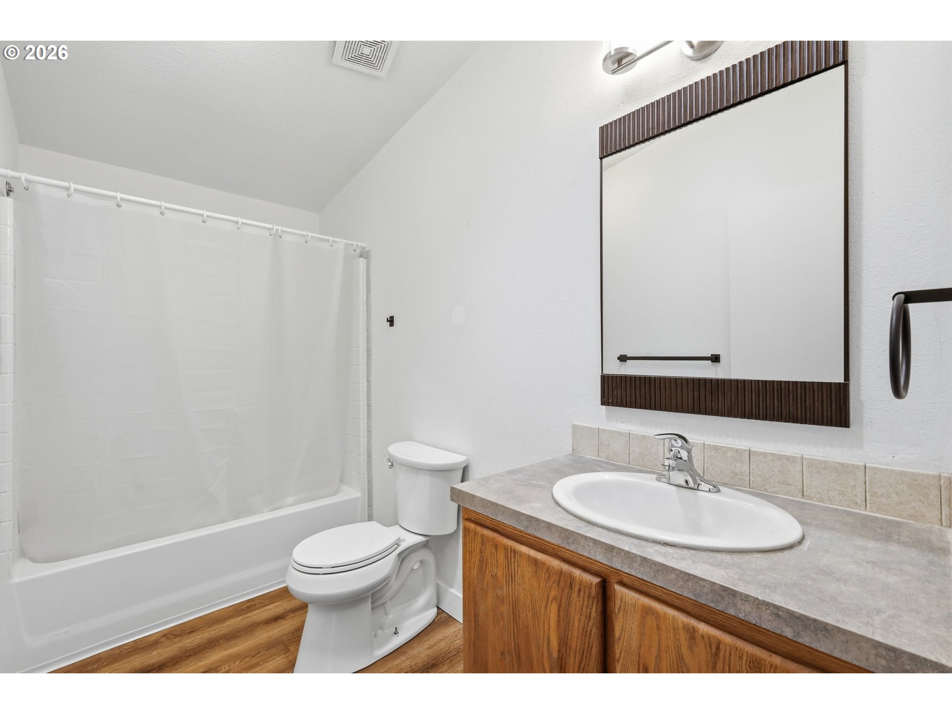Property photo 32 of 44