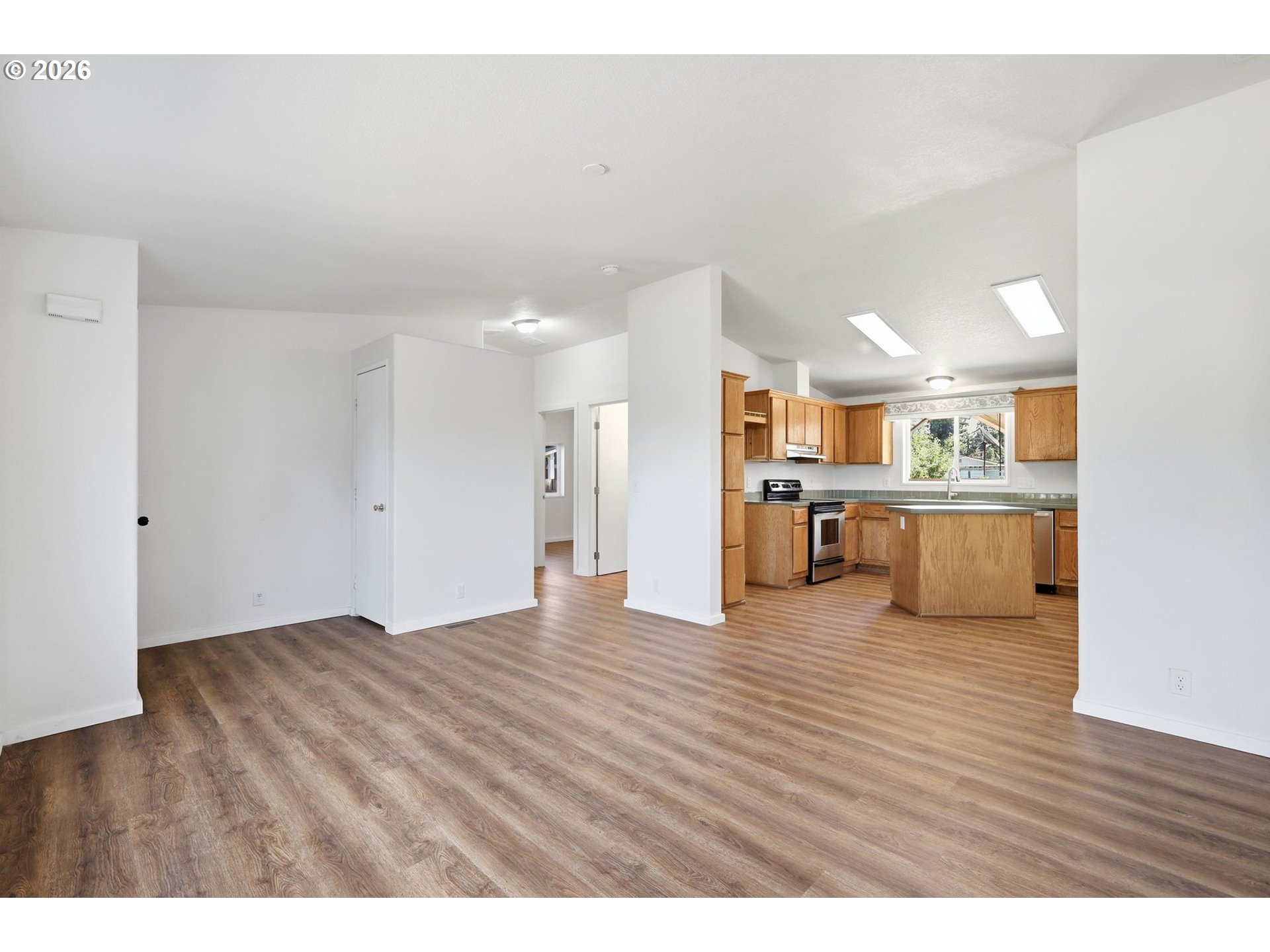 Property photo 5 of 44