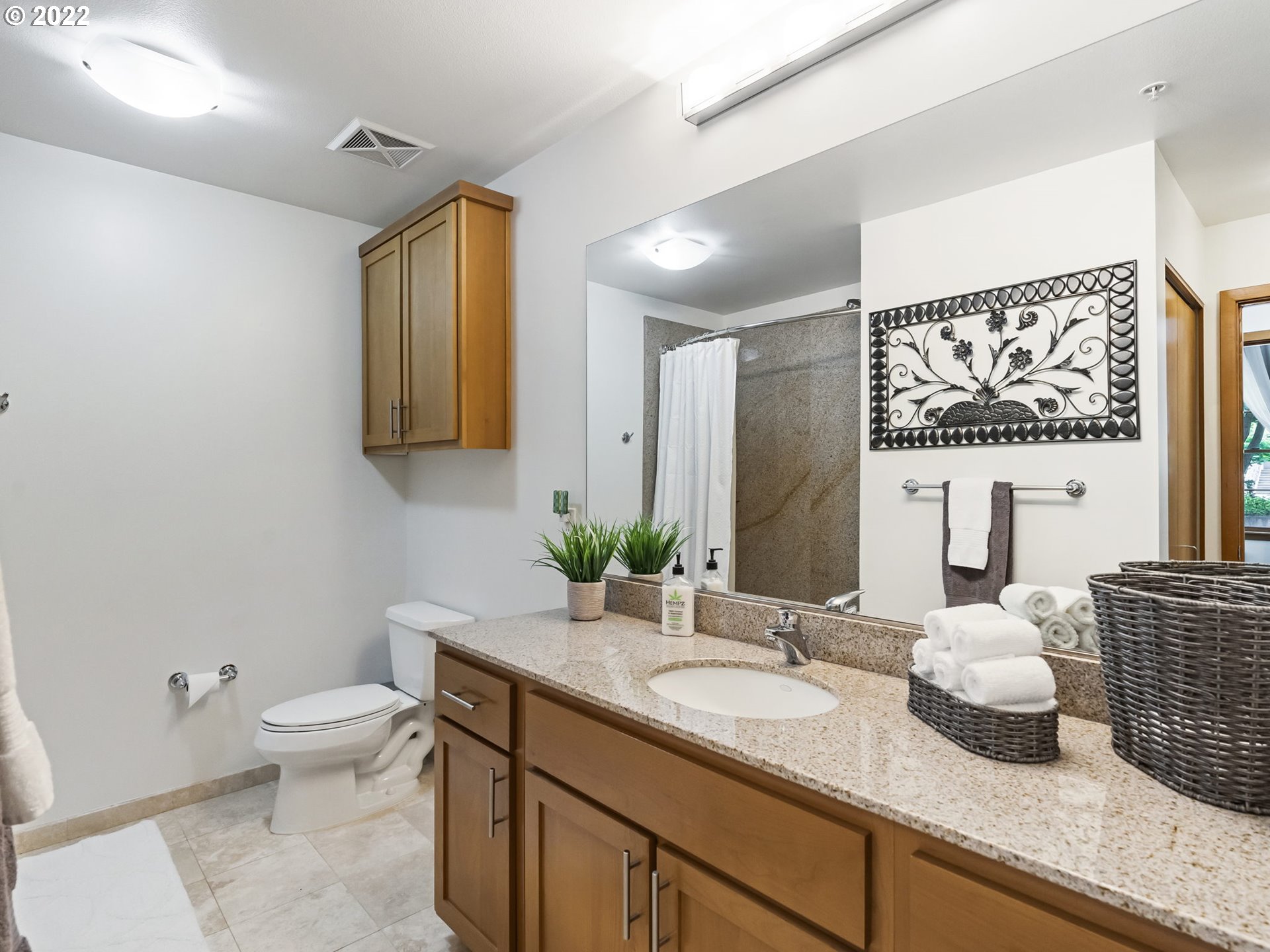 Photo #6: 22264857 Listing 