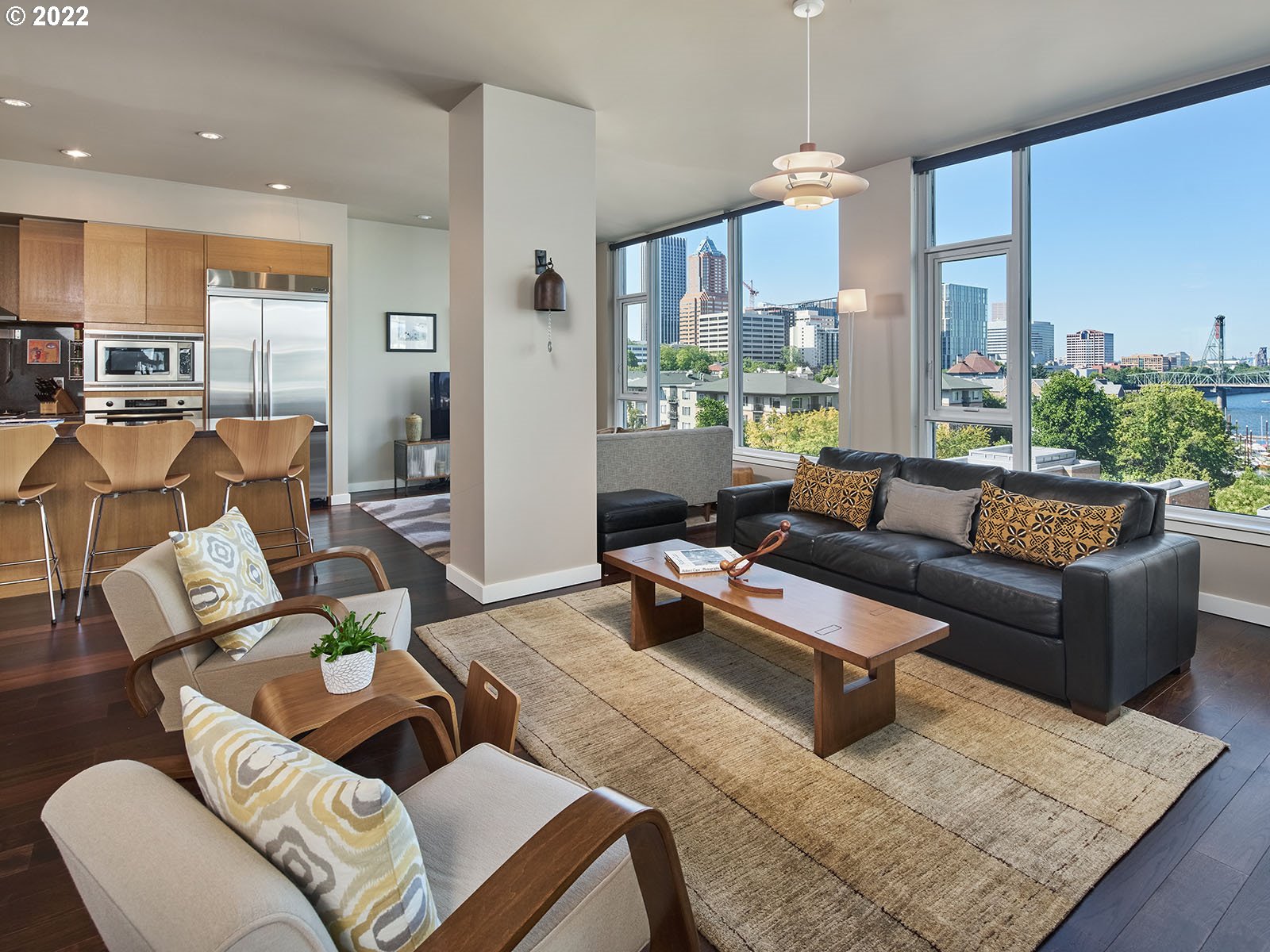 Photo #2: 22267726 Listing 