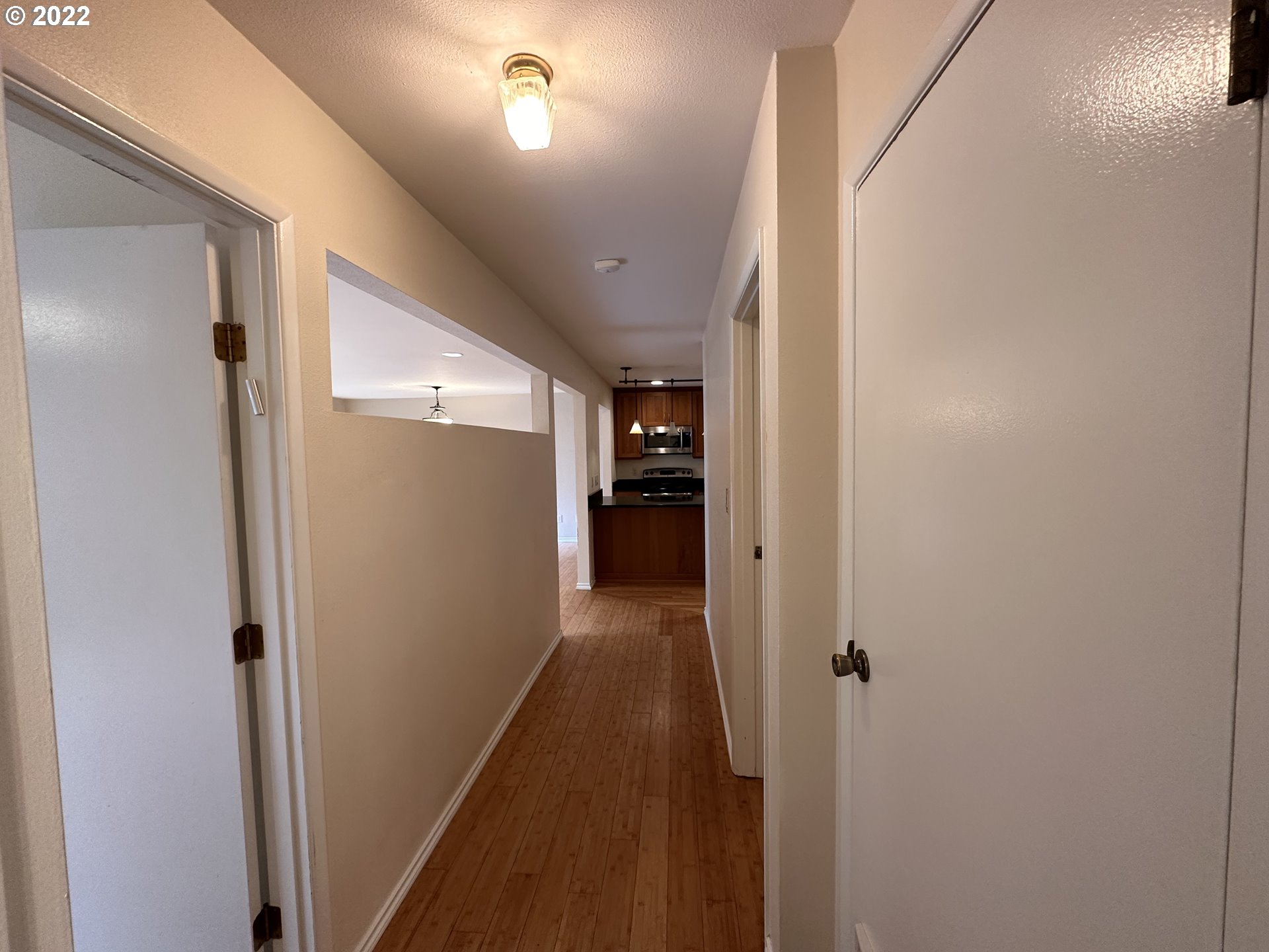 Photo #5: 22271898 Listing 