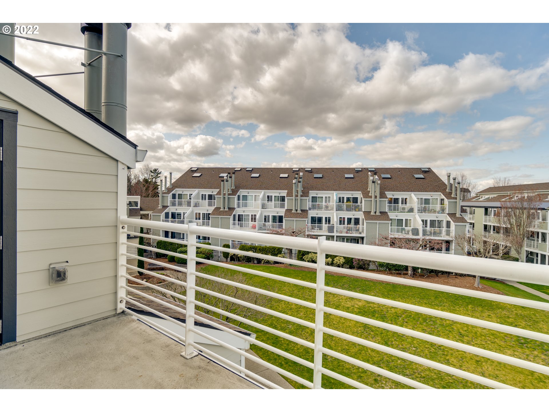 Photo #6: 22272328 Listing 