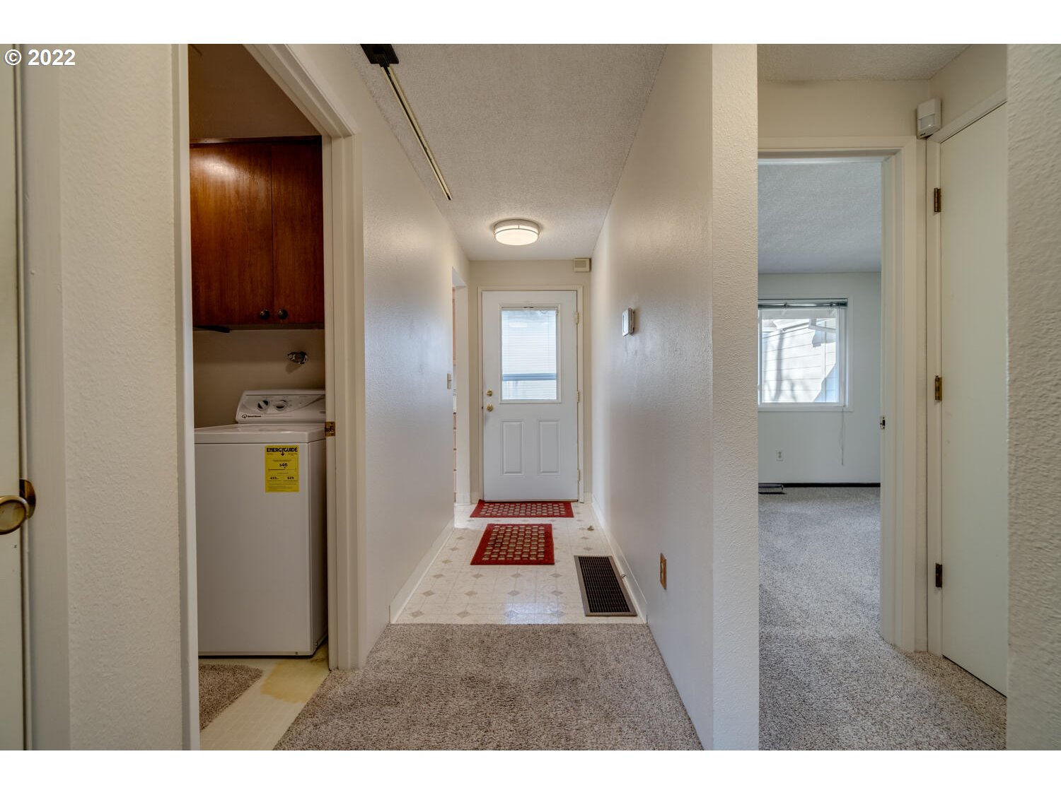 Photo #5: 22272921 Listing 