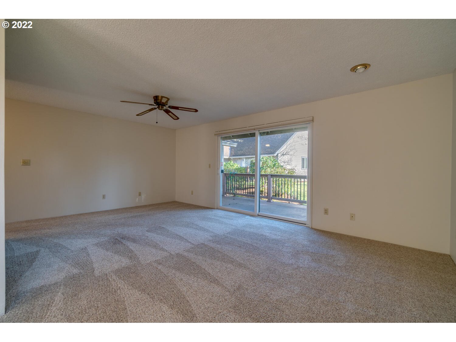 Photo #2: 22272921 Listing 