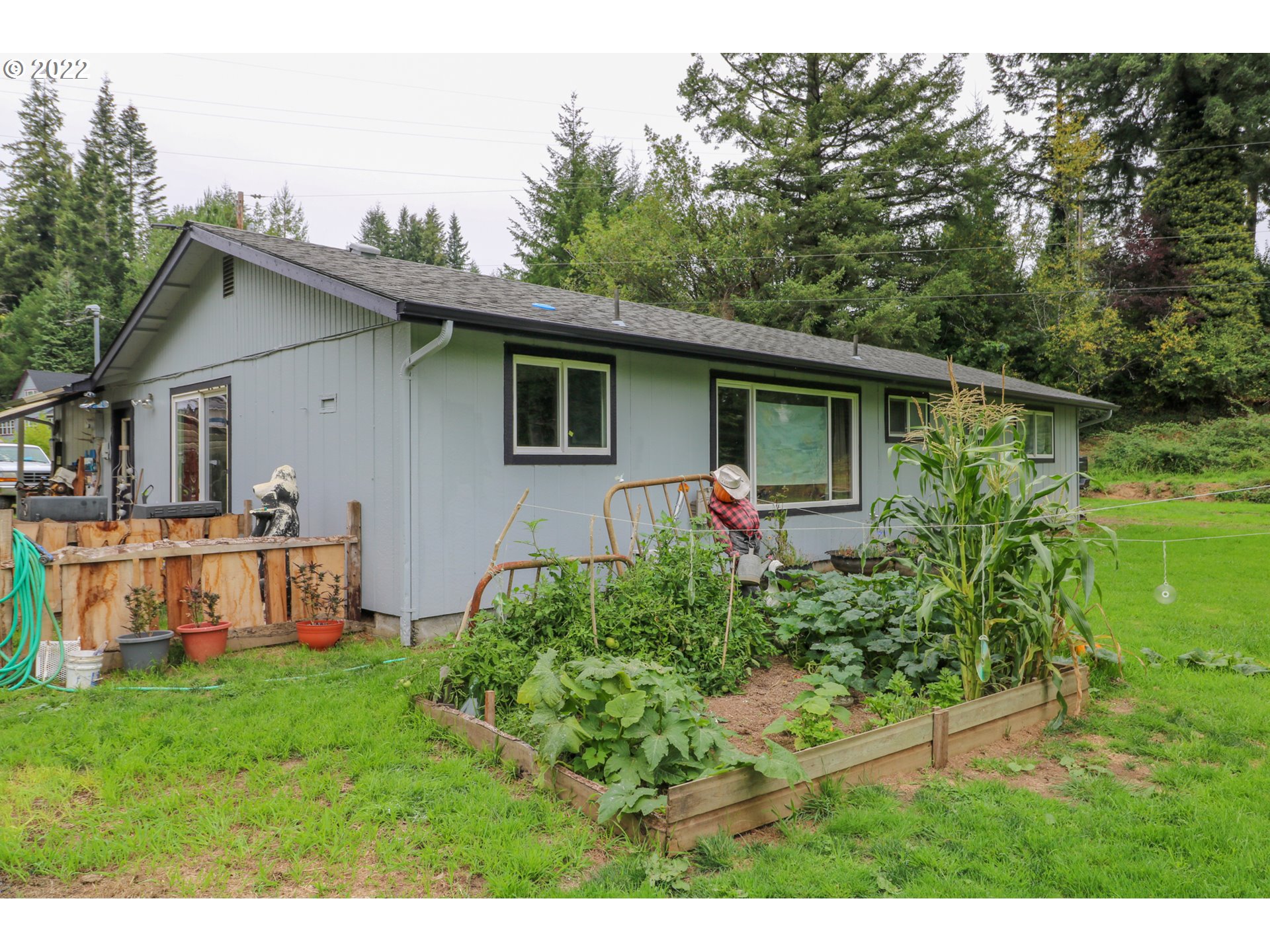 1485 N IVY ST, Coquille, OR 97423