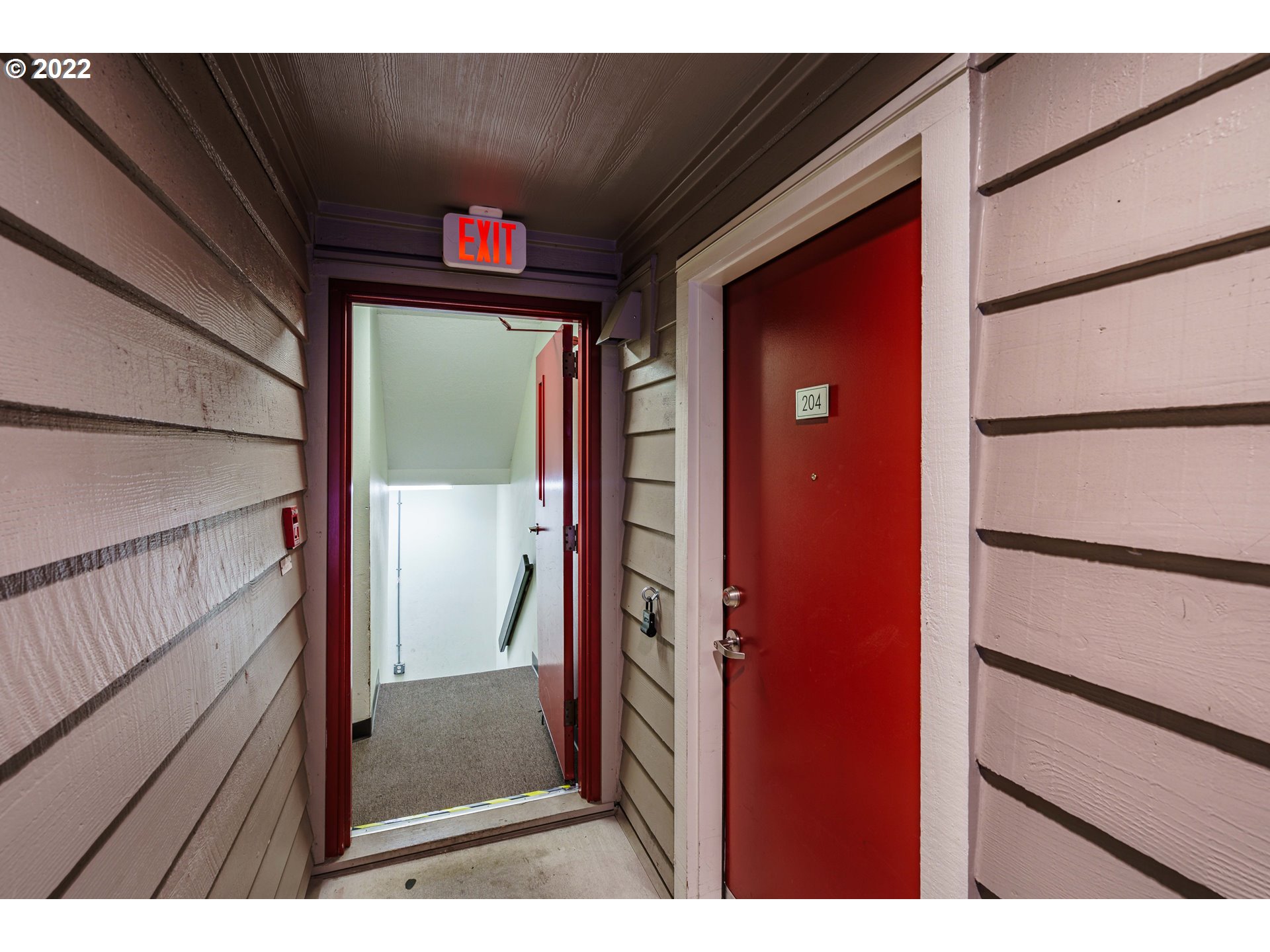 Photo #3: 22282334 Listing 