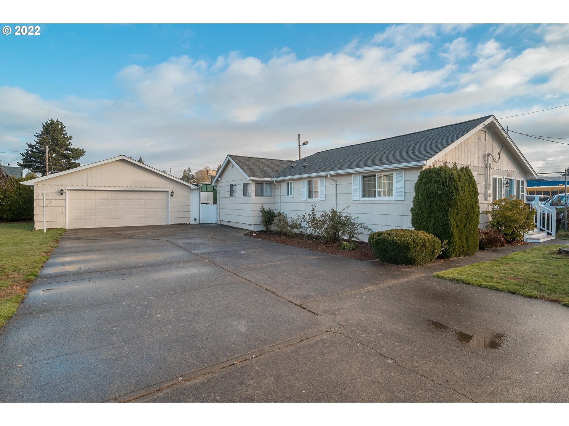 603 S Maple St, Kelso, WA 98626