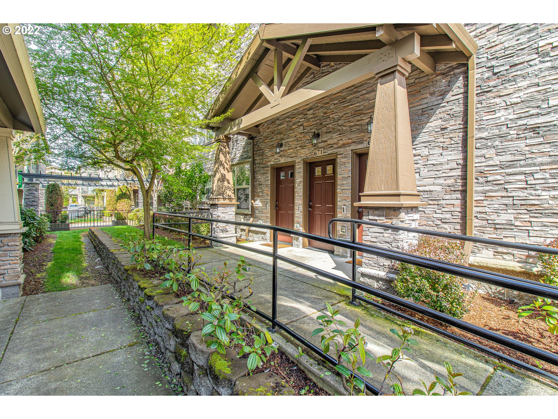 Photo #3: 22286522 Listing 