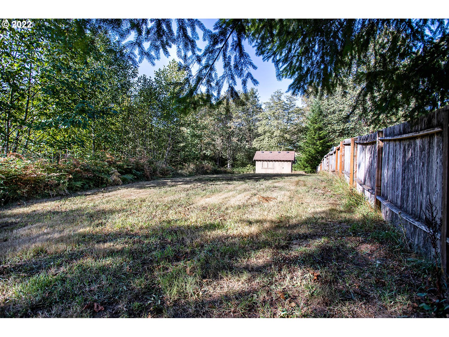 201  Coronet Dr, Ariel, WA 98603