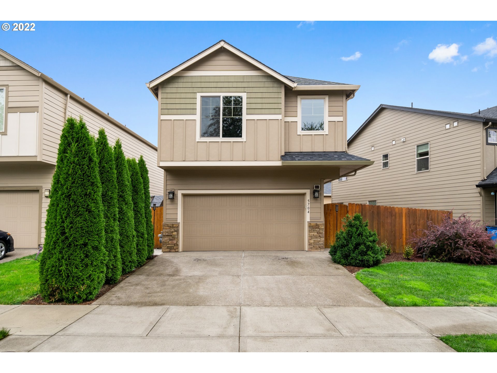 5704 NE 47th St, Vancouver, WA 98661