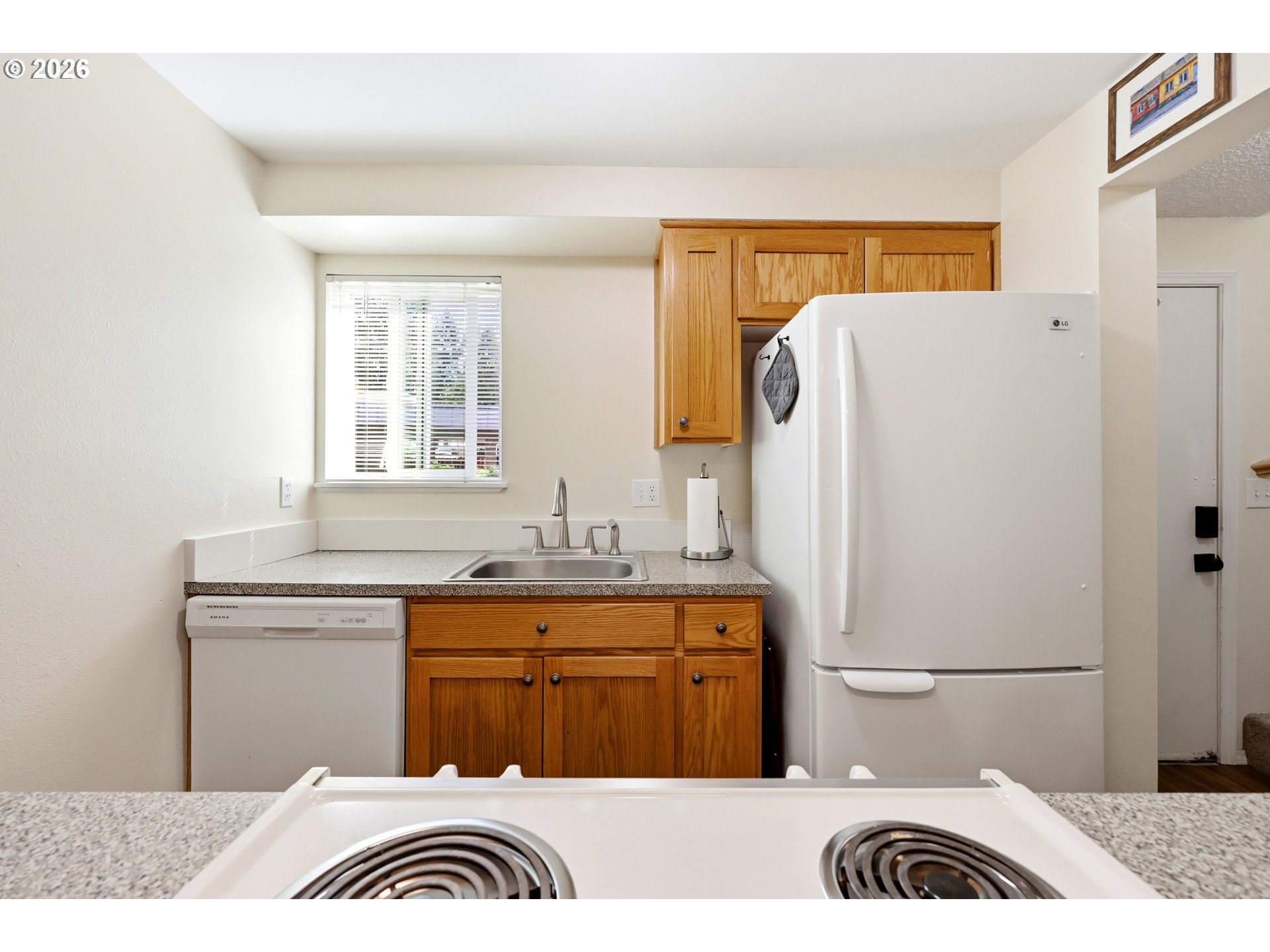 Photo #2: 223019257 Listing: Photo #2