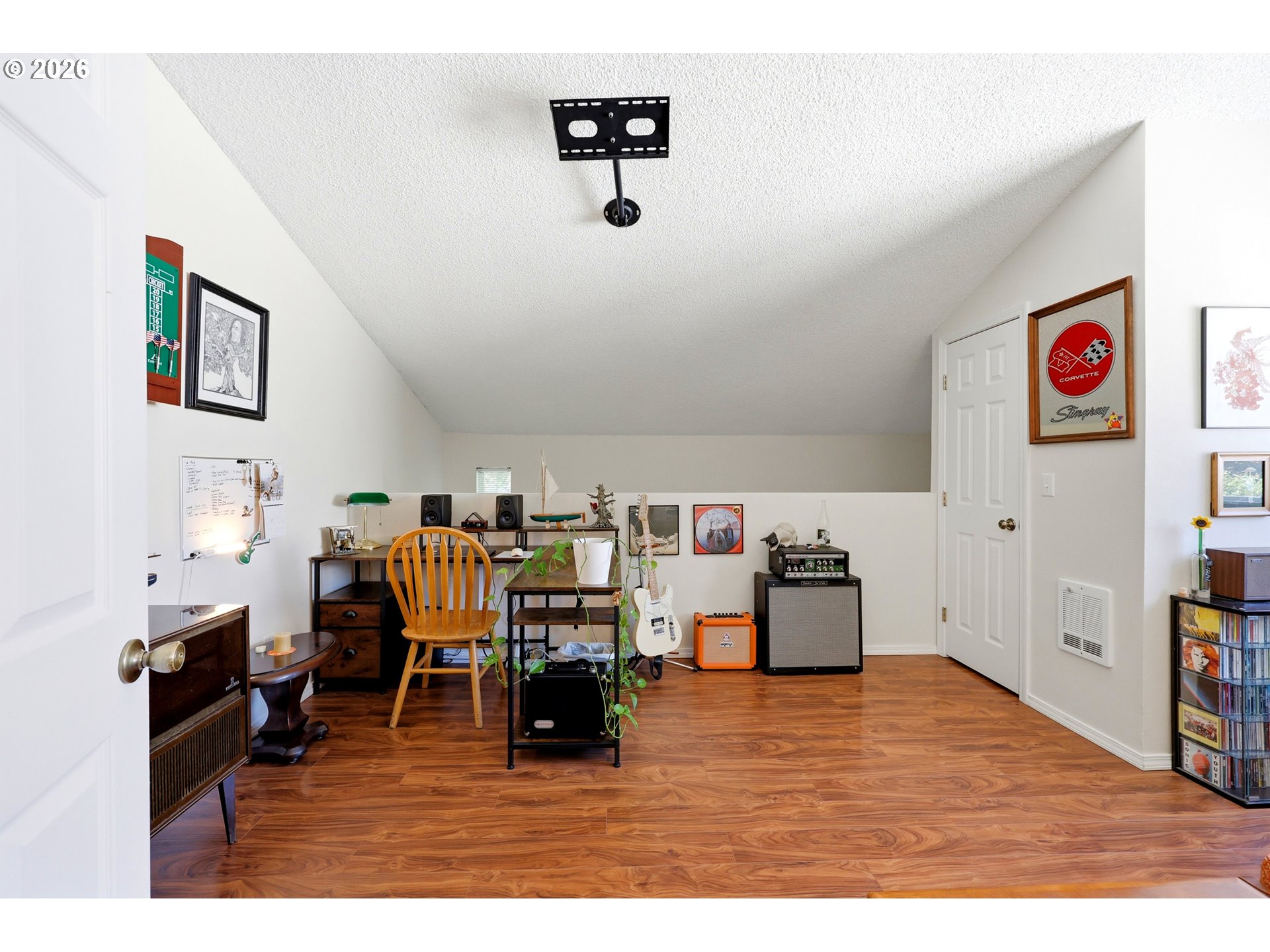 Photo #17: 223019257 Listing: Photo #17