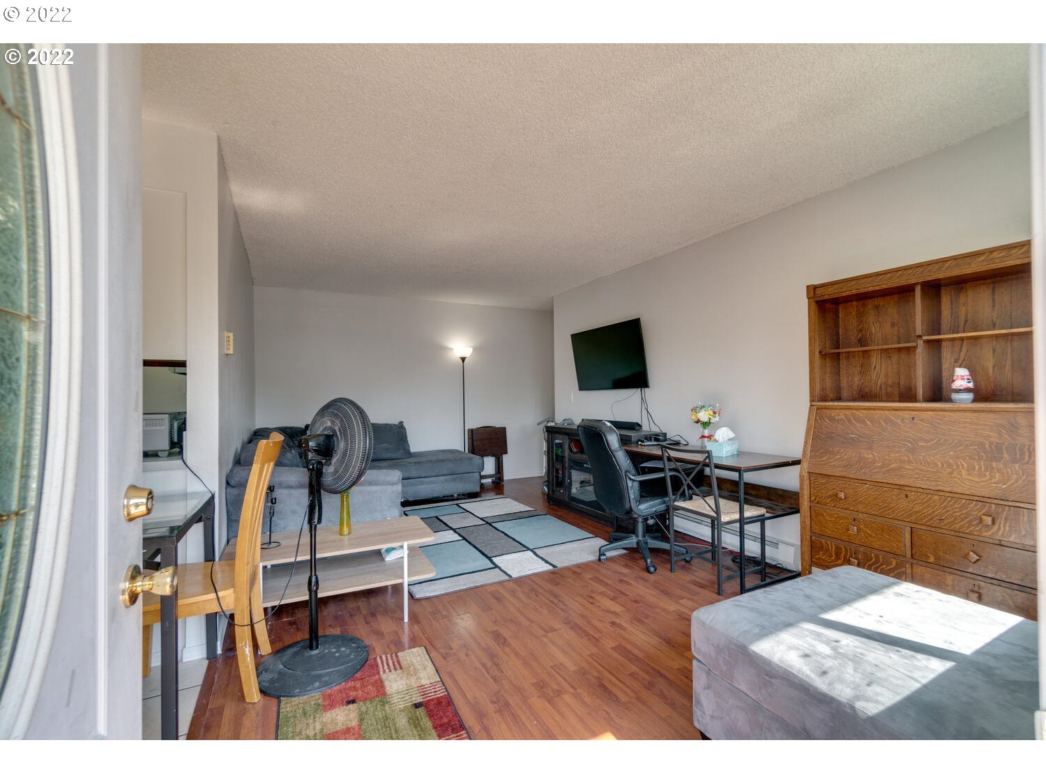 Photo #5: 22302127 Listing 