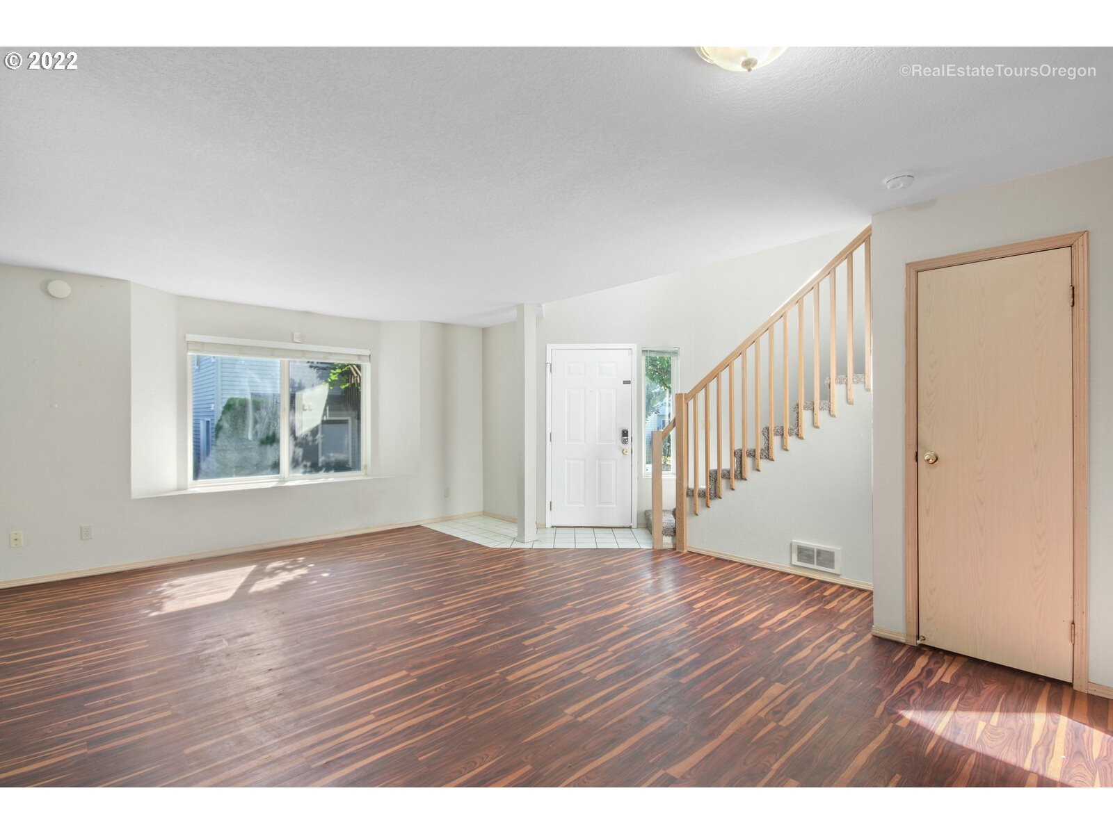 Photo #5: 22314721 Listing 