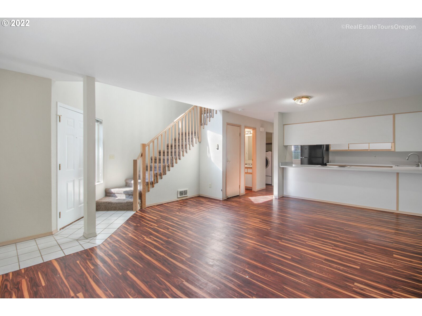 Photo #6: 22314721 Listing 