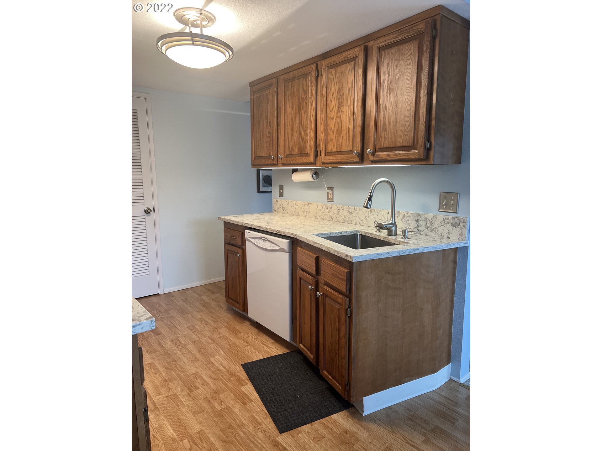 Photo #4: 22316075 Listing 