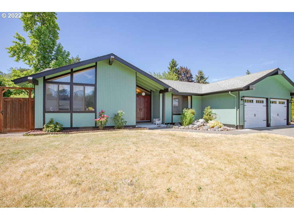 Don?t miss this 4 bed/2 bath, 1 level with ductless heating & cooling. Vaulted living has beams, beautiful windows, formal dining, fireplace in family room, kitchen with eating bar & large pantry. Updates: water heater, garage doors, range & hood, exterior paint & lighting, interior paint, luxury vinyl & carpet. Fenced backyard, shed, mature landscaping & RV parking. Quiet cul-de-sac near walking trails, schools & 5 min. to shopping & restaurants. Make an appointment today for a private showing!