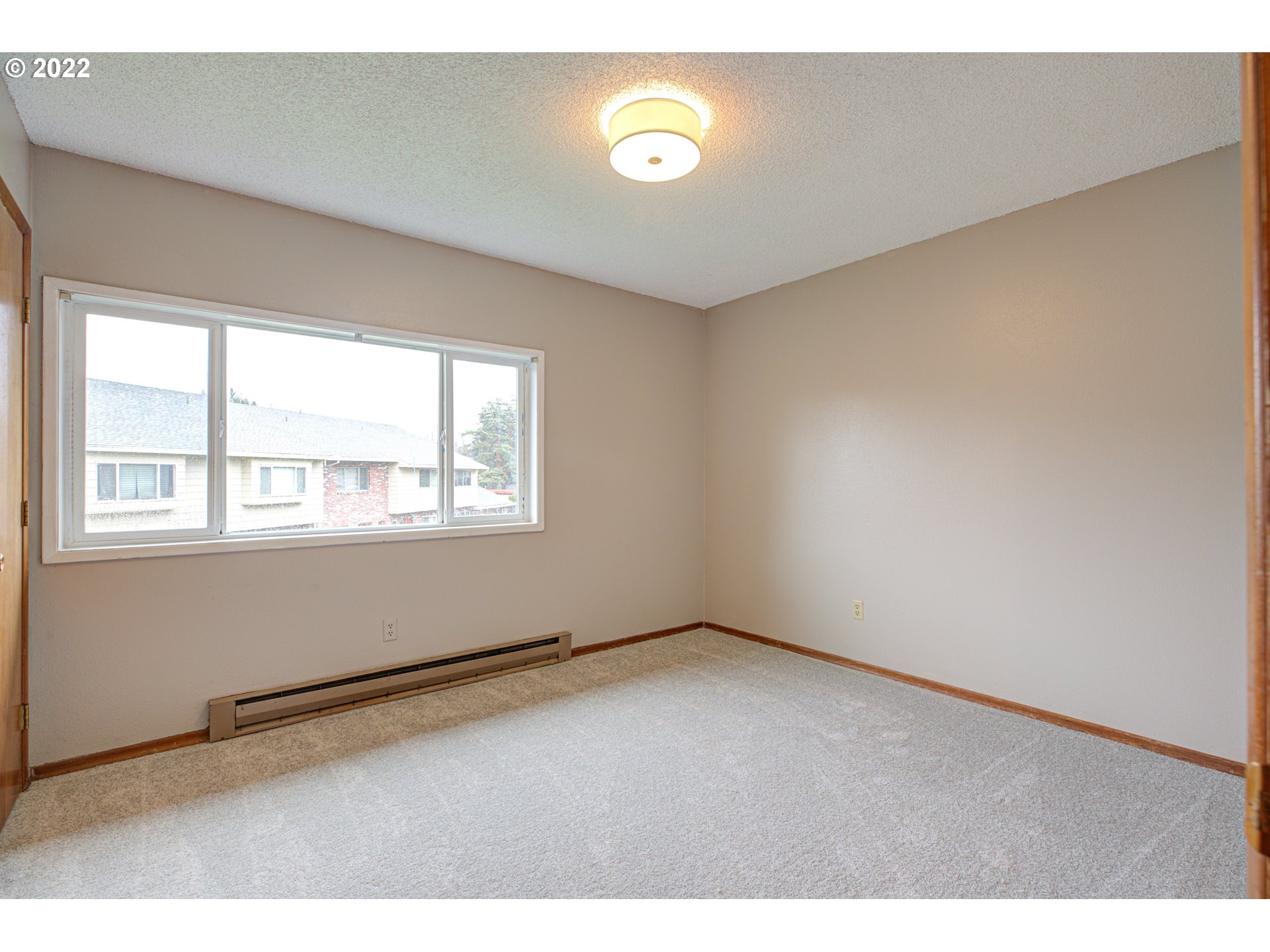 Photo #5: 22321417 Listing 