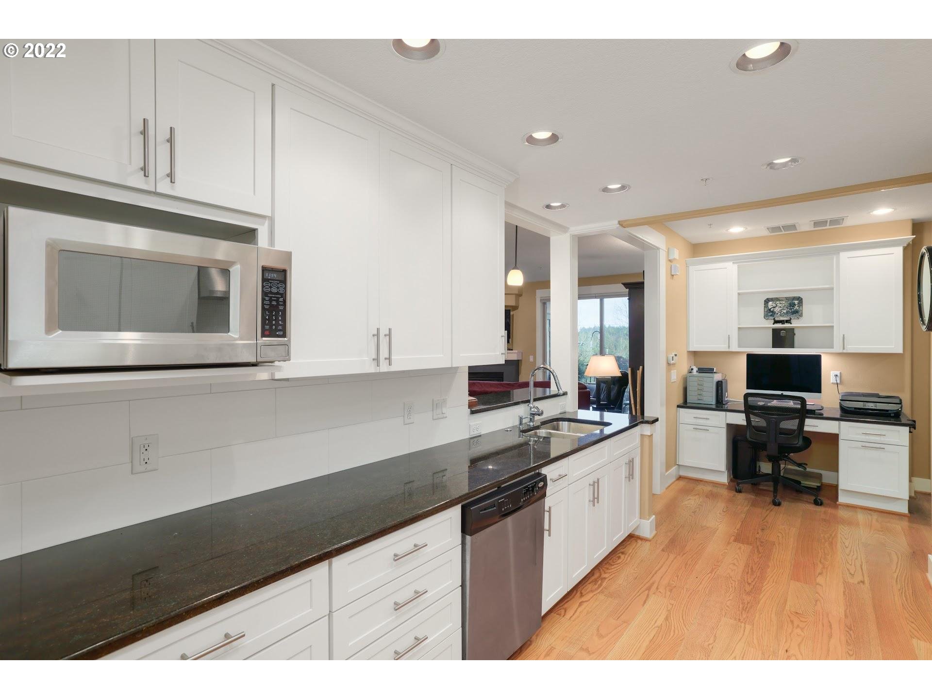 Photo #5: 22324745 Listing 