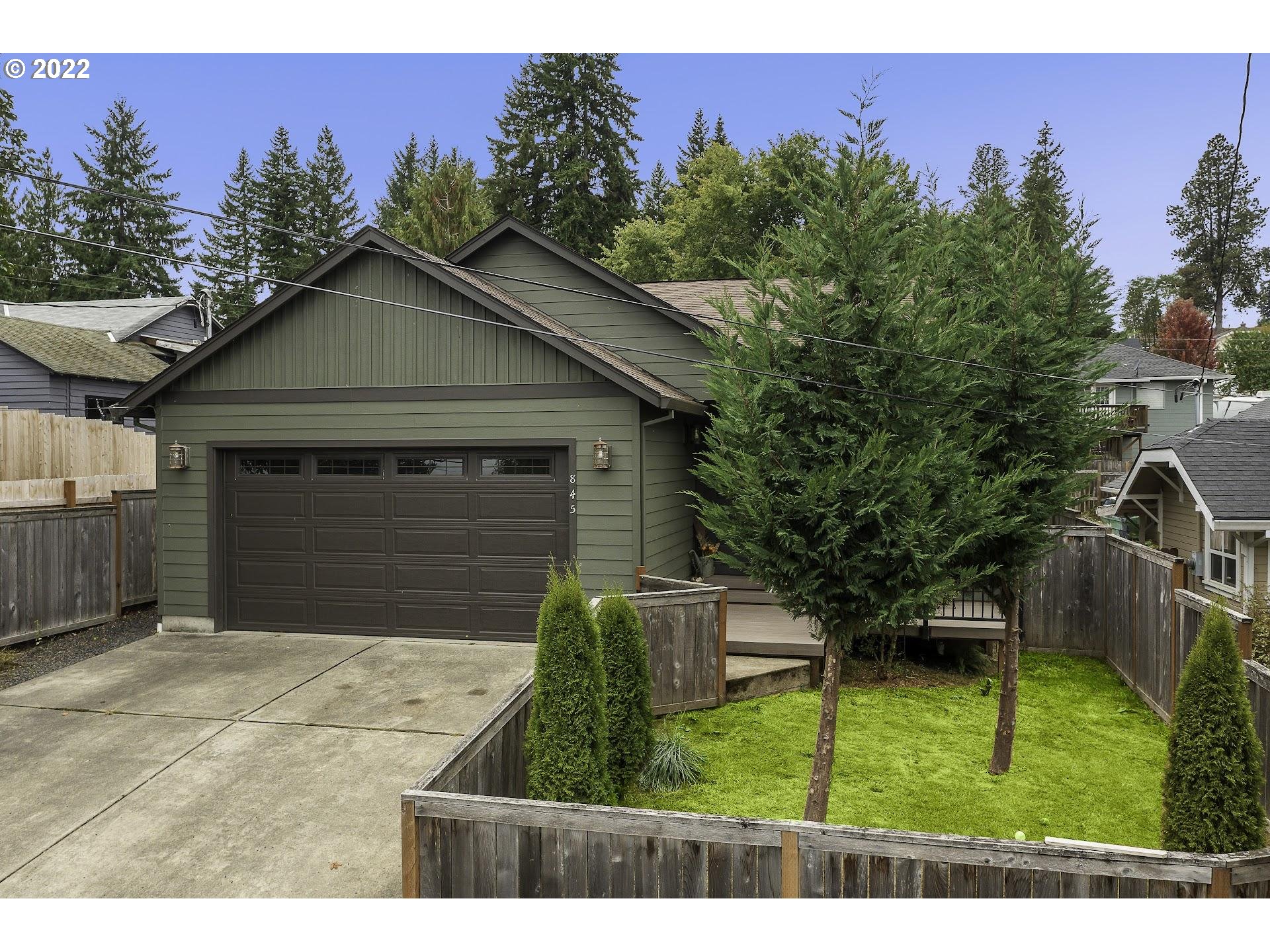 845 1ST AVE, Vernonia OR 97064