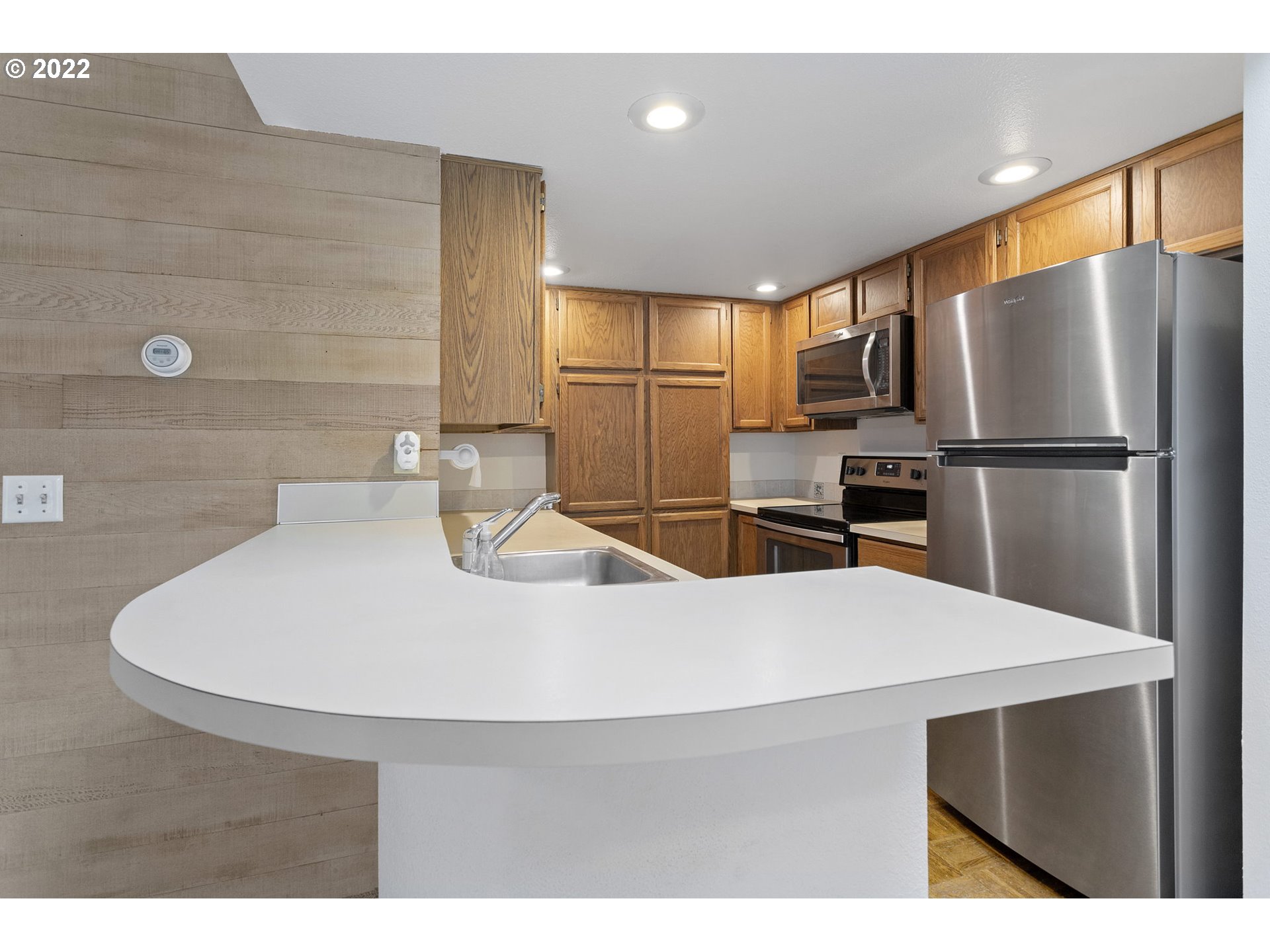 Photo #5: 22340363 Listing 
