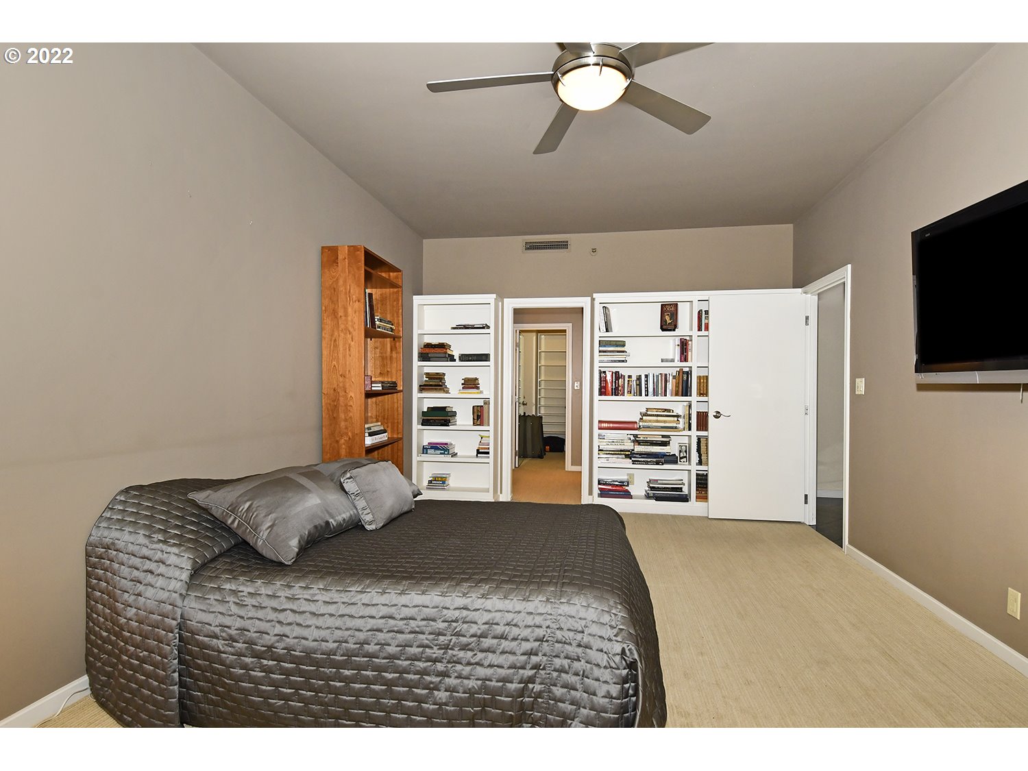 Photo #6: 22342652 Listing 