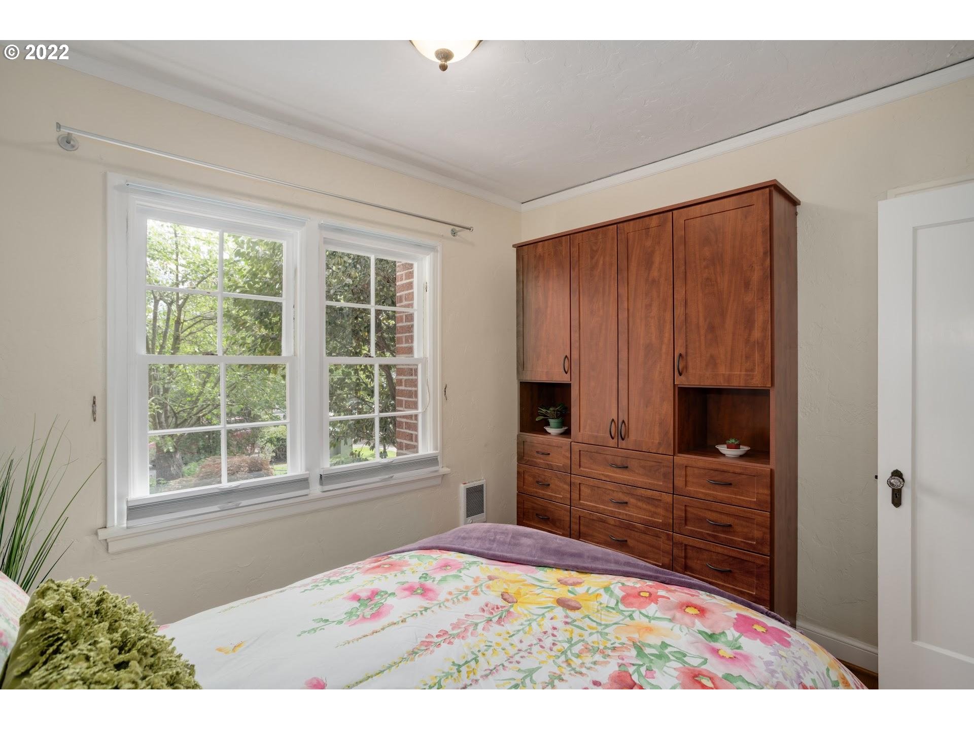 Photo #5: 22342911 Listing 