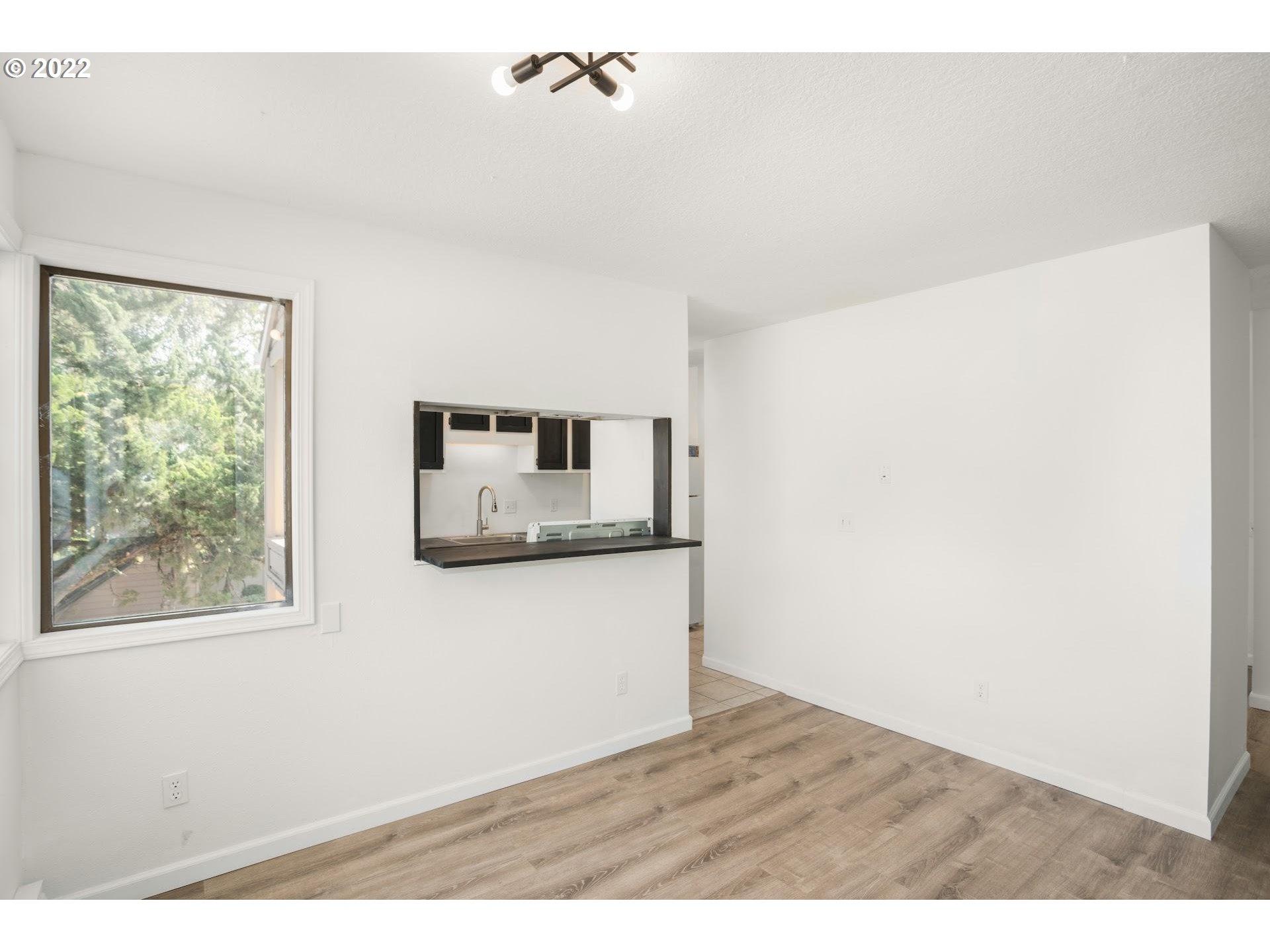 Photo #6: 22344131 Listing 