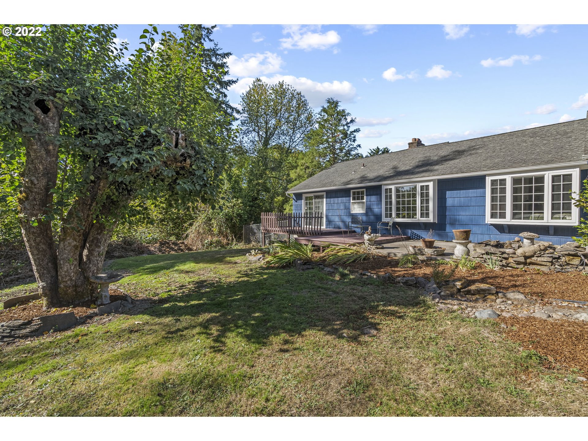 2140  Holcomb Loop Rd, Kelso, WA 98626