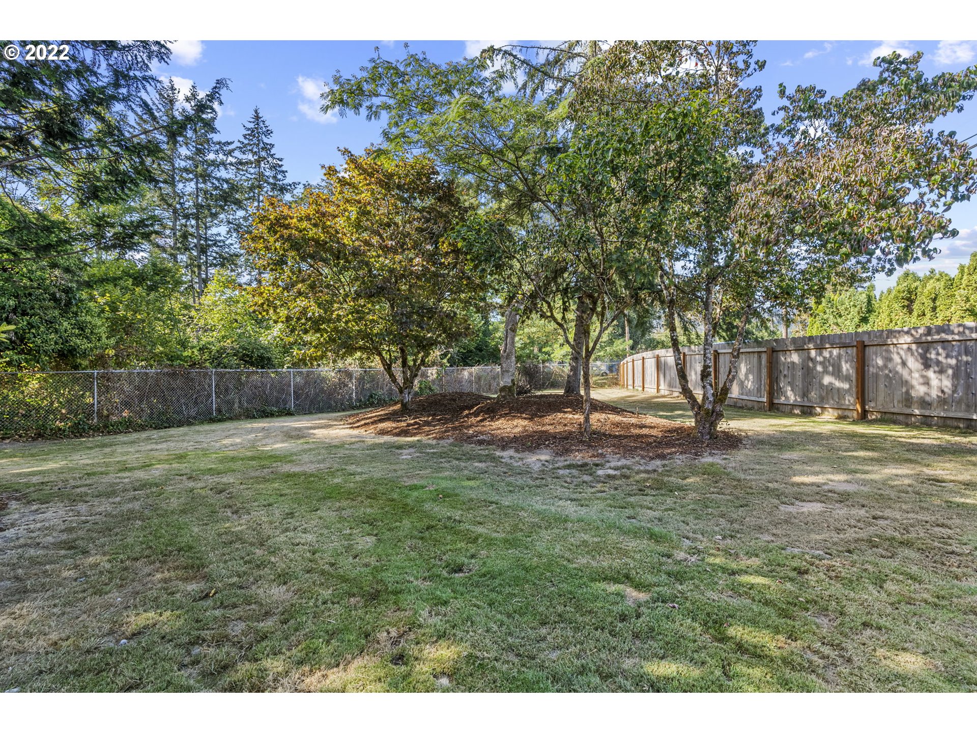 2140  Holcomb Loop Rd, Kelso, WA 98626