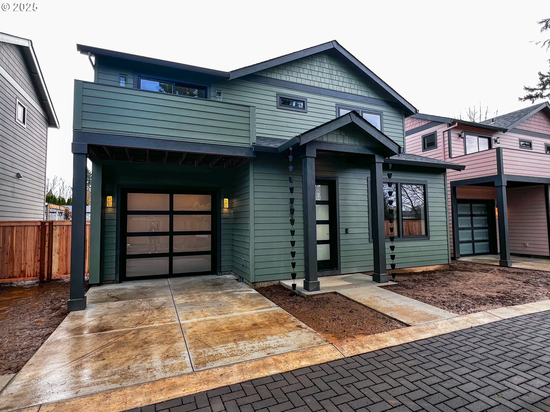 6904 SE Brooklyn ST, Portland OR 97206